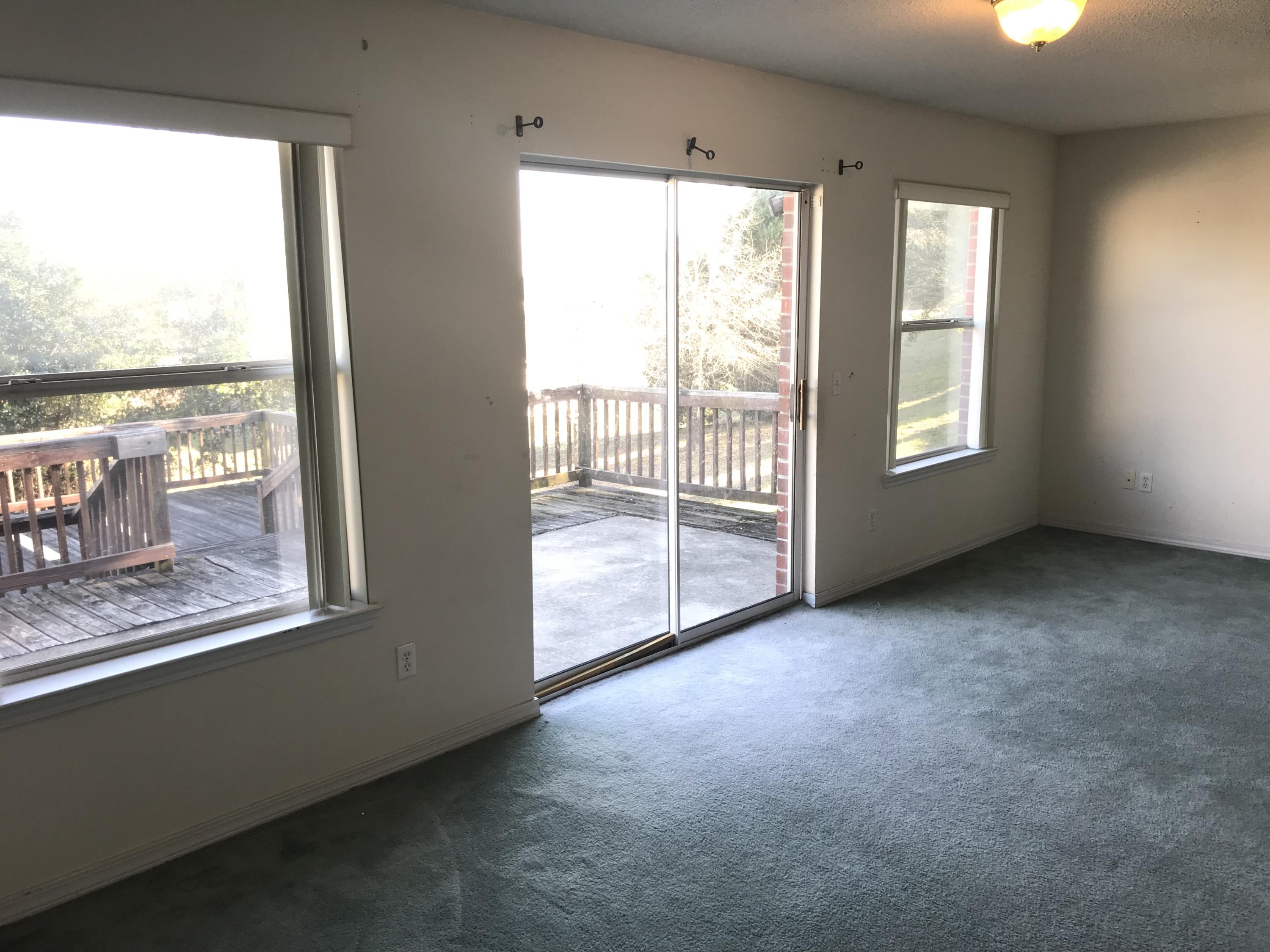 COUNTRYVIEW ESTATES 10TH ADDN - Residential