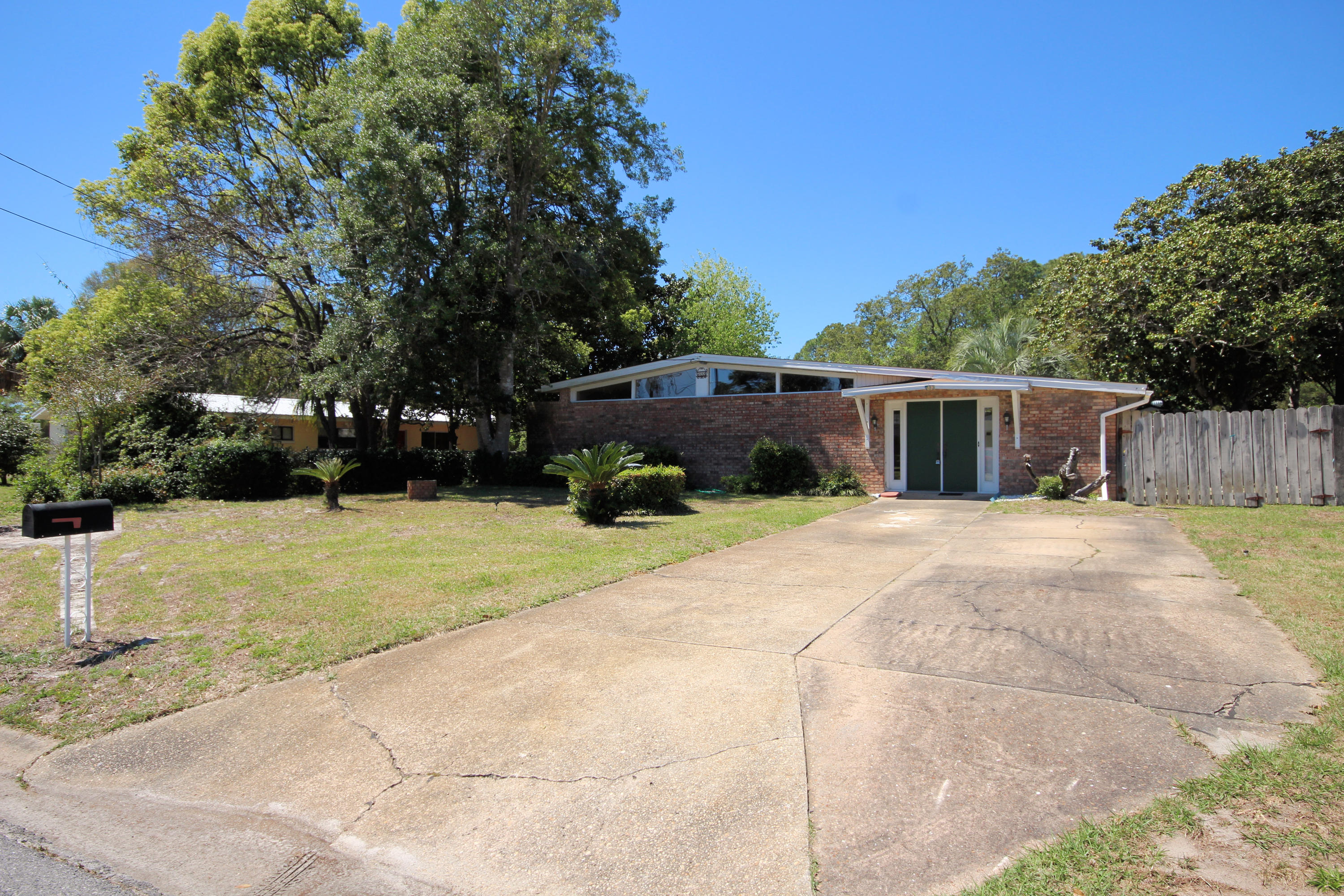 SEABREEZE 5TH ADDN - Residential