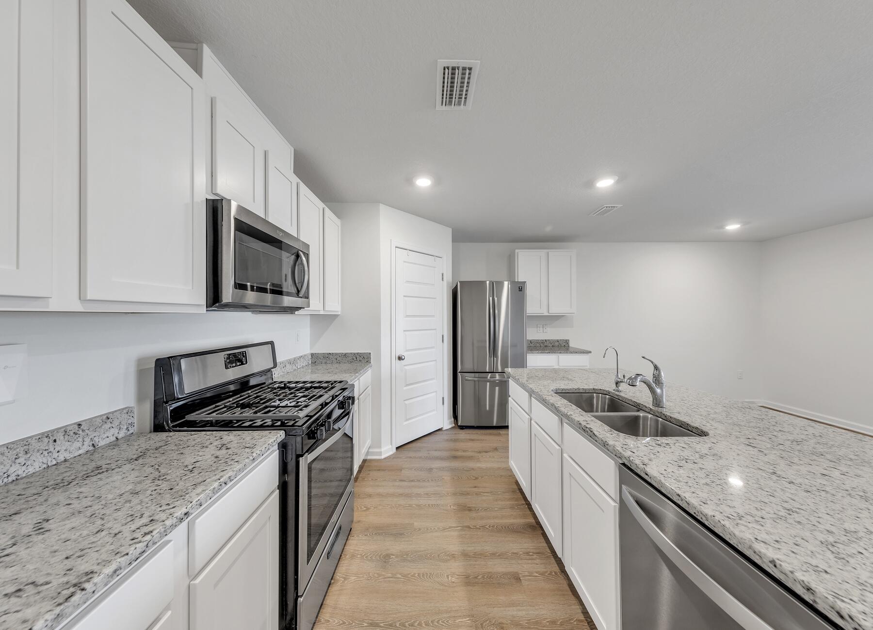 PATRIOT RIDGE - Residential Lease