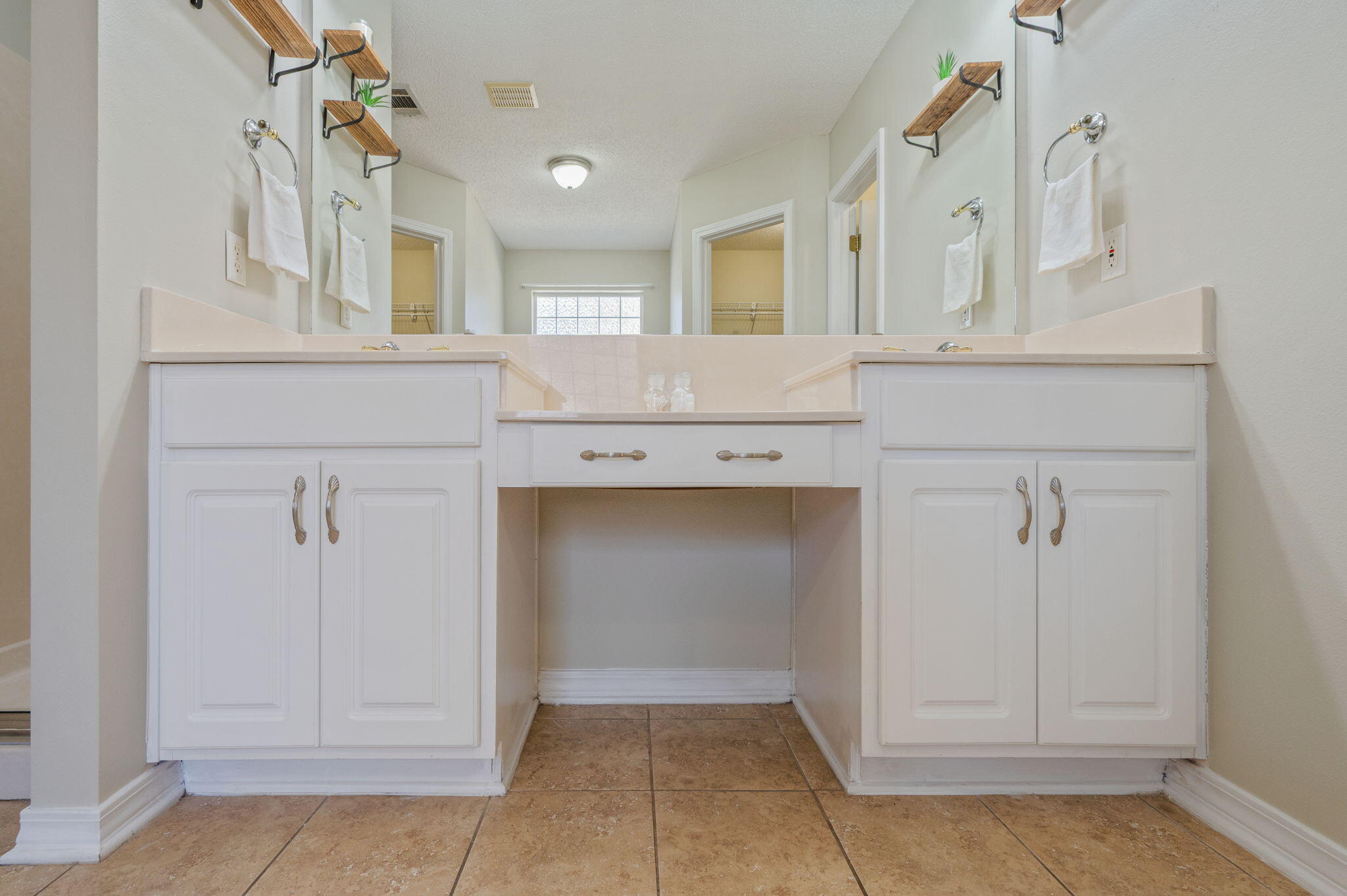 SILVER OAKS PH 2 - Residential