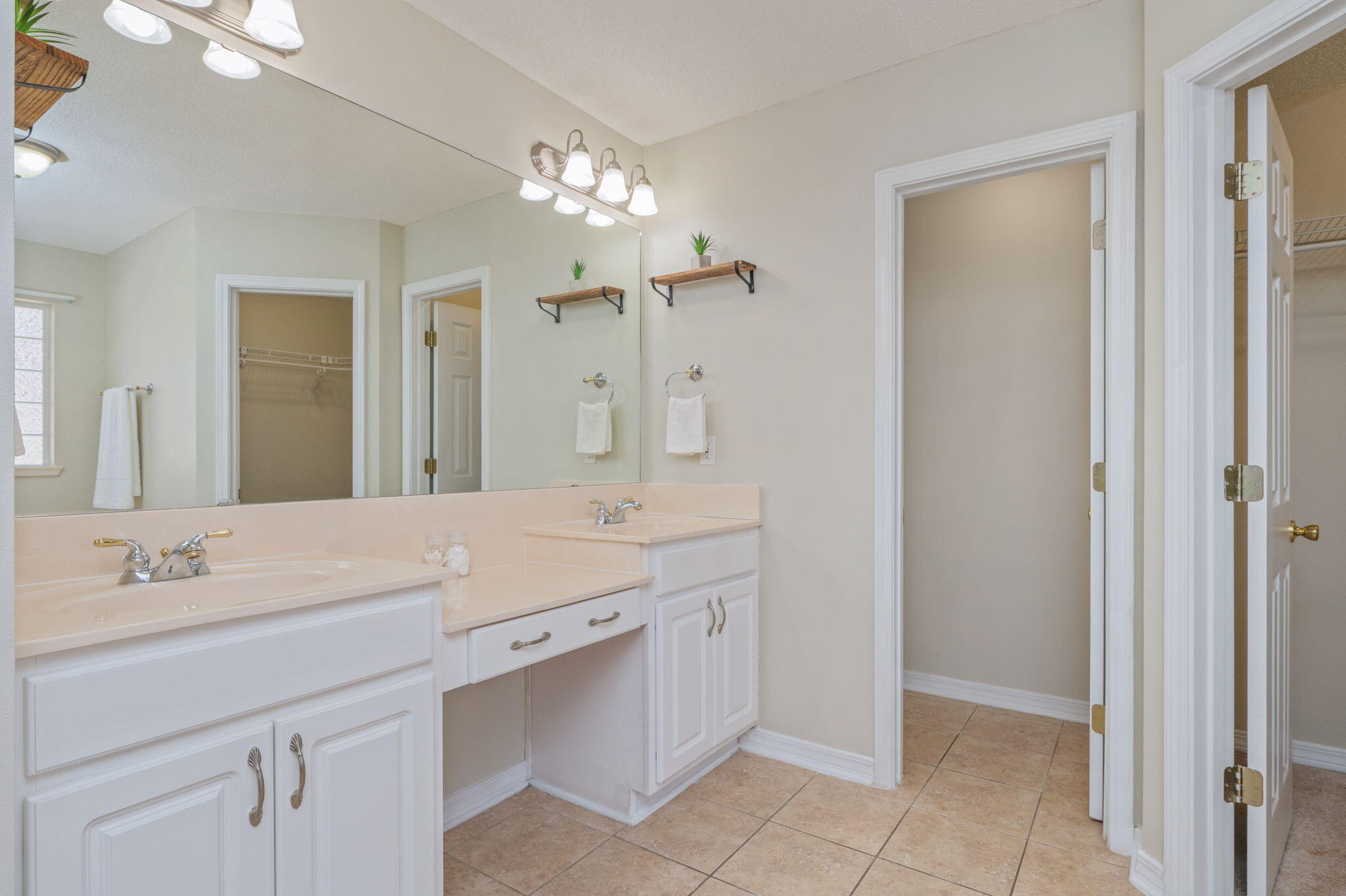 SILVER OAKS PH 2 - Residential