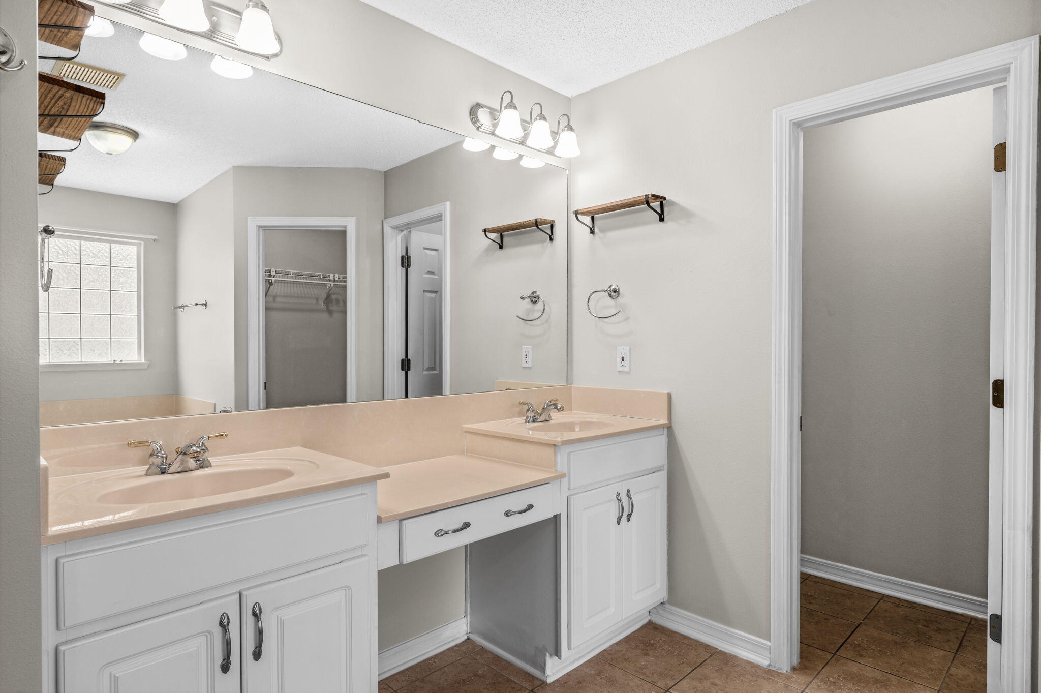 SILVER OAKS PH 2 - Residential