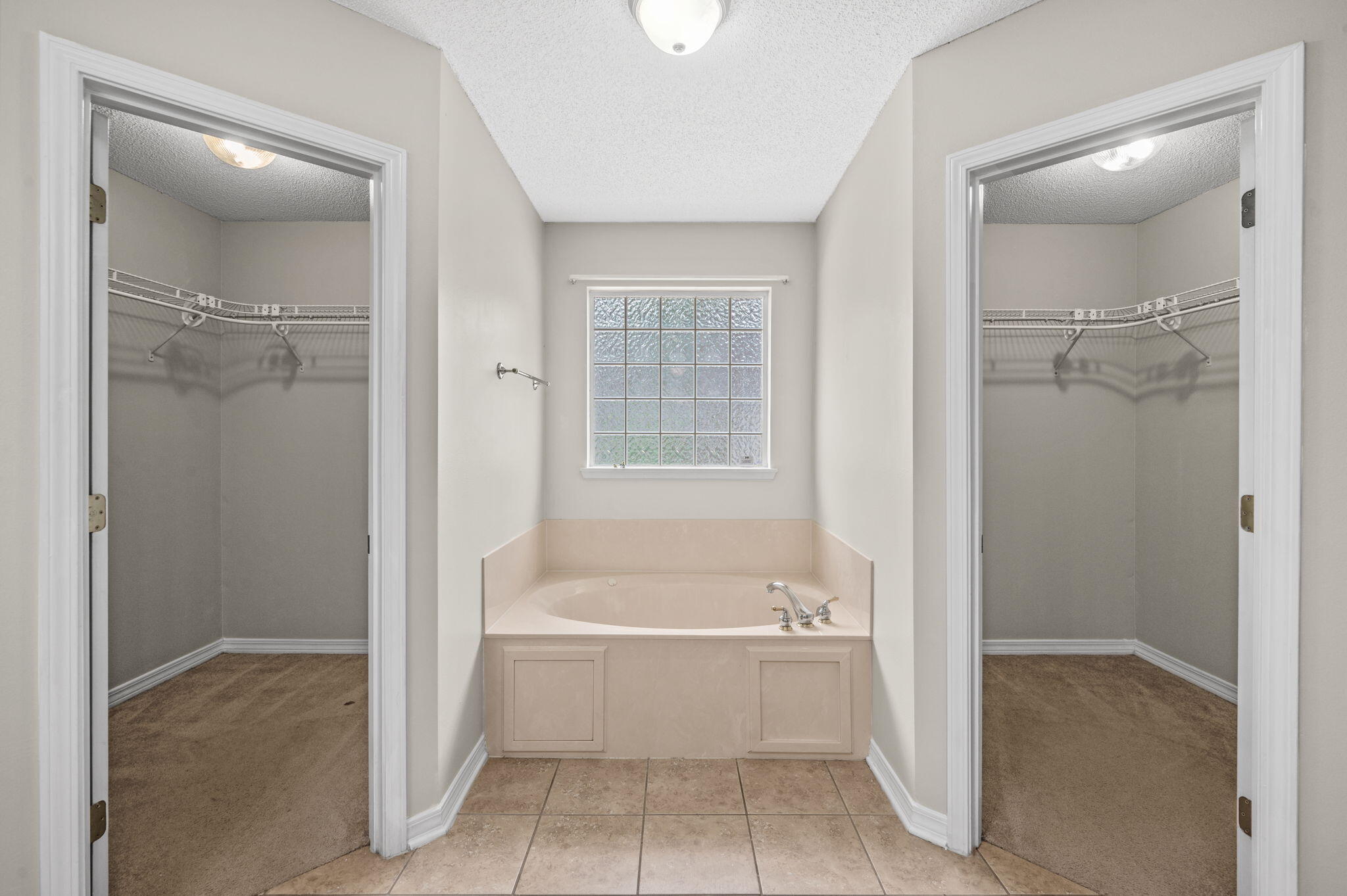 SILVER OAKS PH 2 - Residential