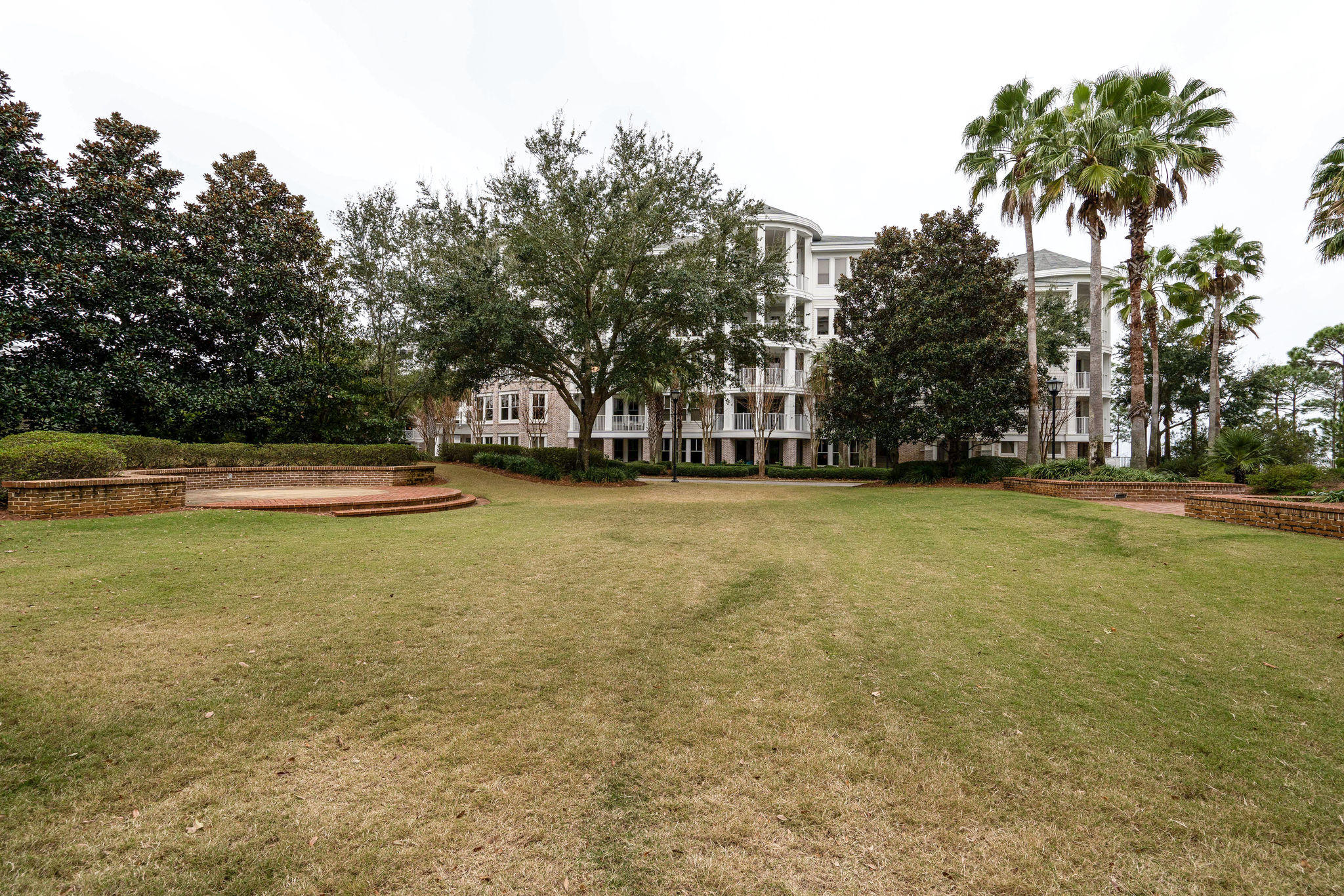 BAHIA CONDO - Residential