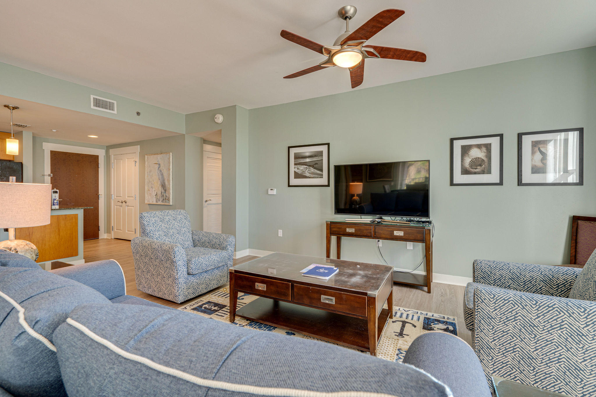 BAHIA CONDO - Residential