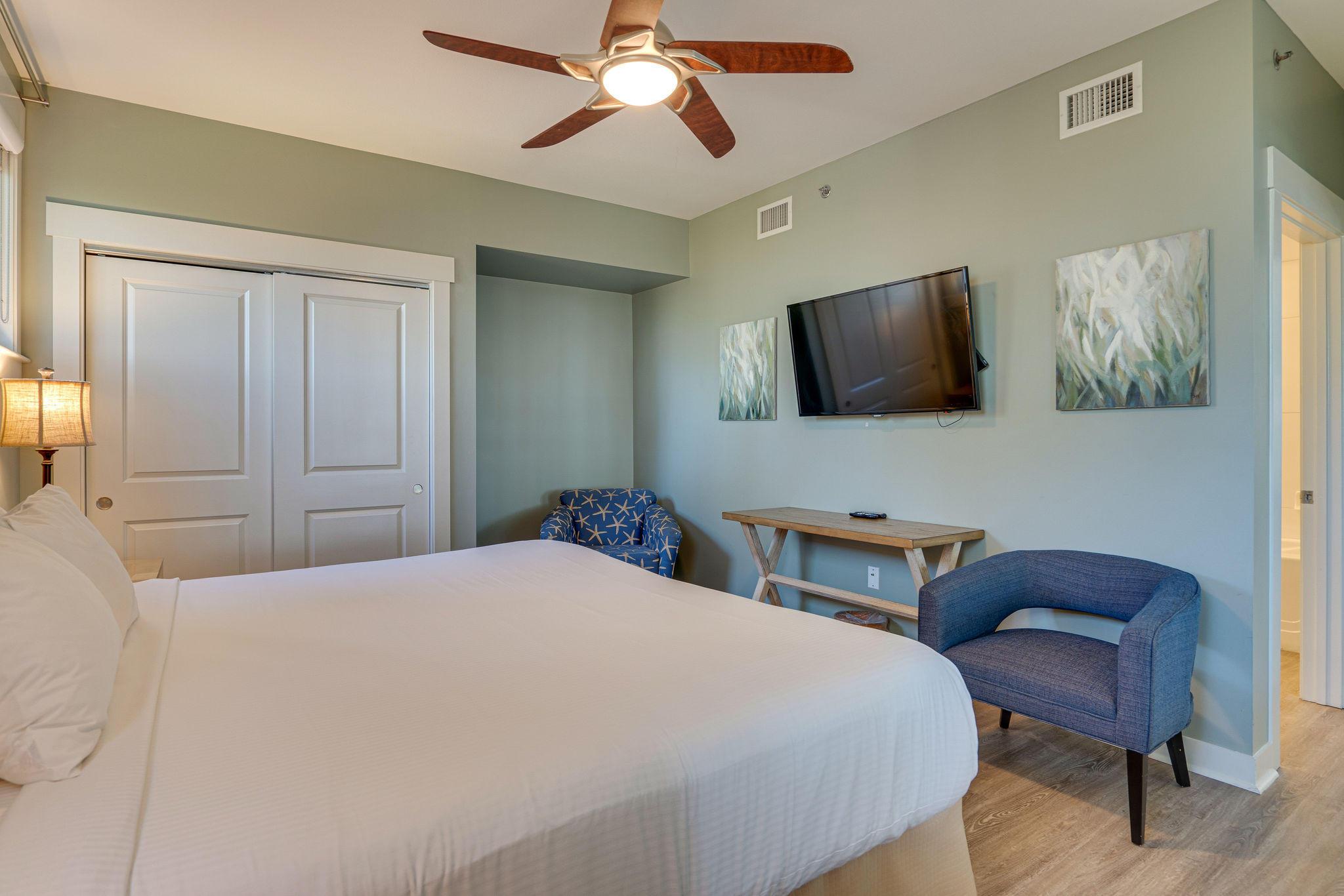 BAHIA CONDO - Residential