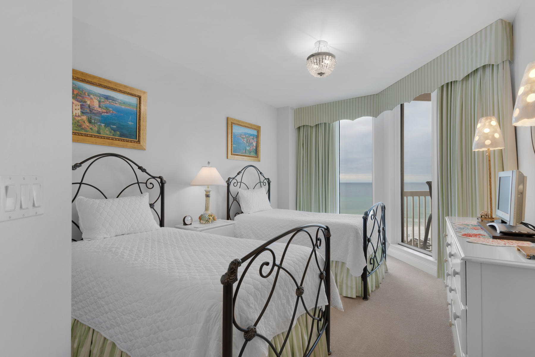 ST. THOMAS AT SILVER SHELLS - Residential