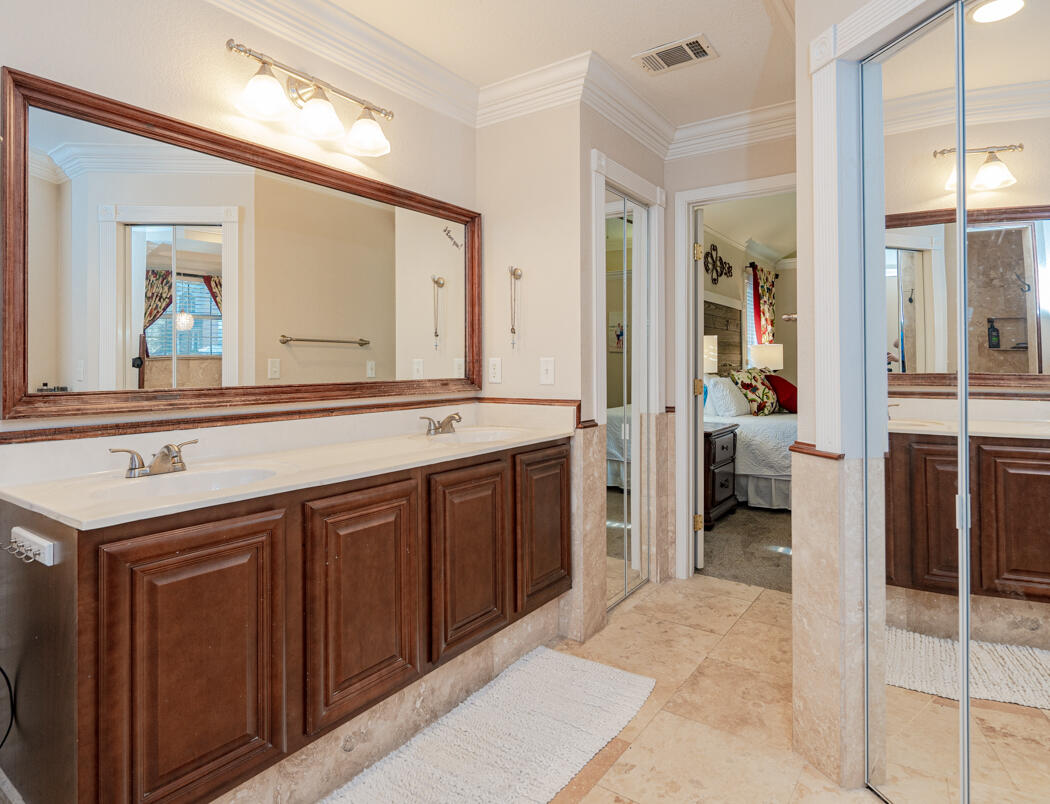 LAKE POINTE - Residential