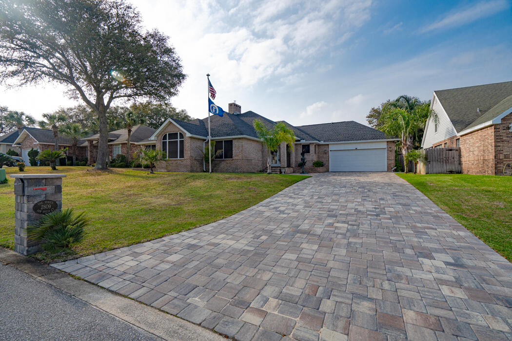 LAKE POINTE - Residential