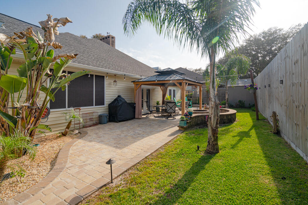 LAKE POINTE - Residential