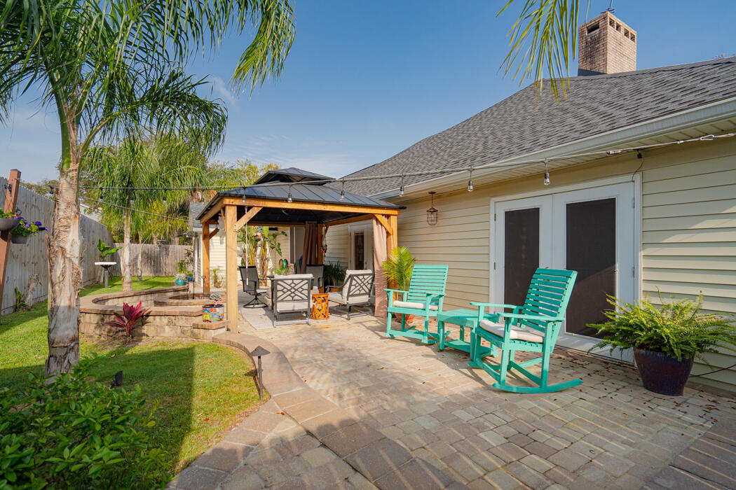 LAKE POINTE - Residential