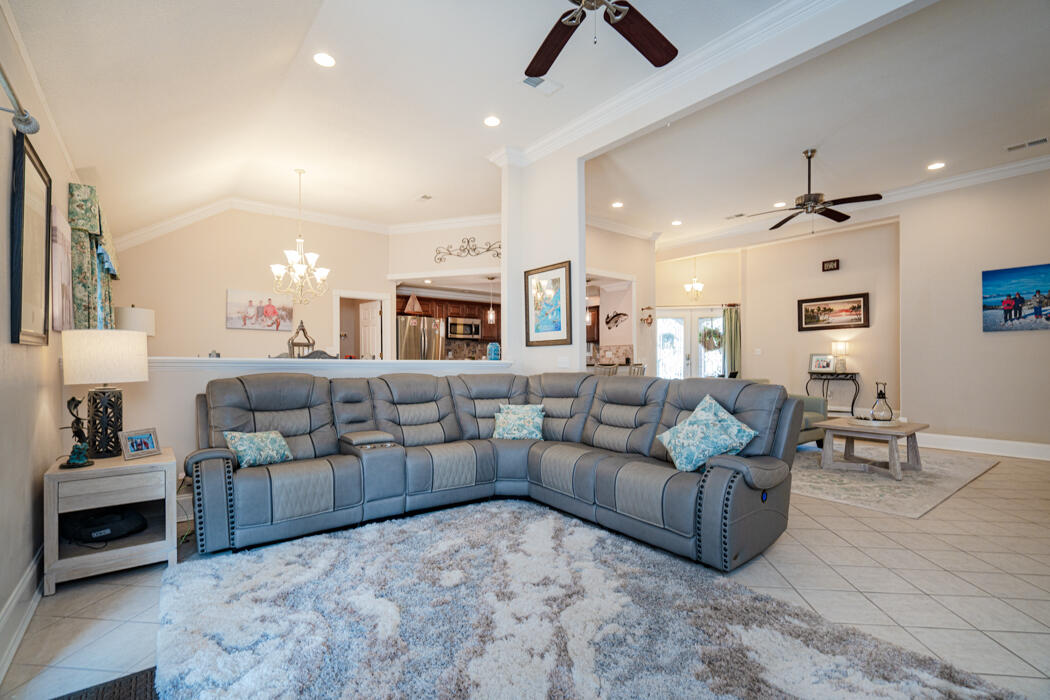 LAKE POINTE - Residential