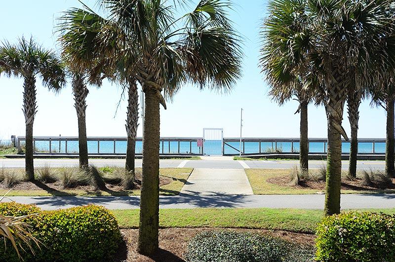 CRYSTAL VIEW CONDO - Residential