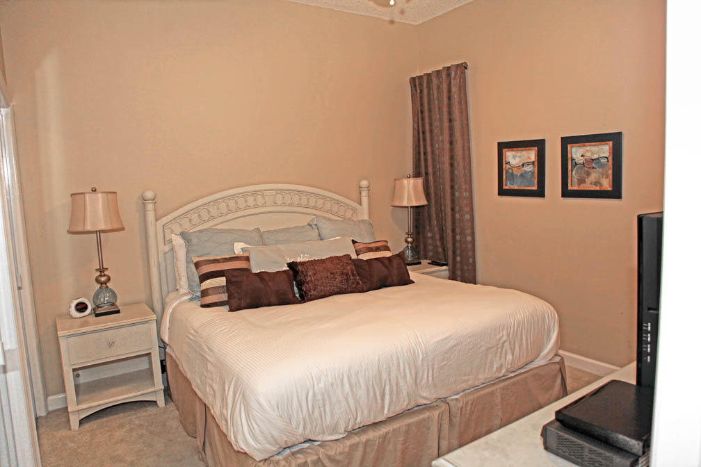 CRYSTAL VIEW CONDO - Residential