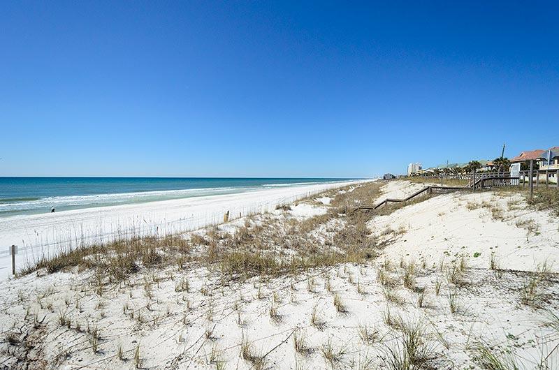 CRYSTAL VIEW CONDO - Residential