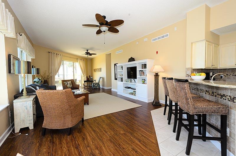 CRYSTAL VIEW CONDO - Residential