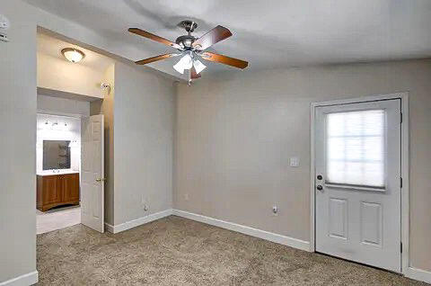 GARNIERS BEACH 5TH - Residential Lease