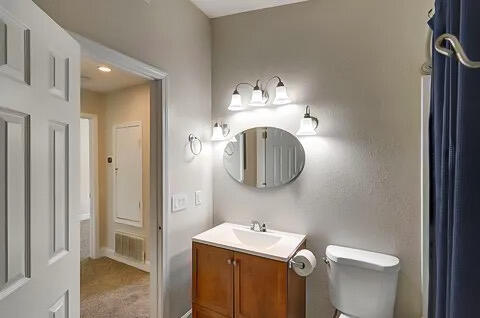 GARNIERS BEACH 5TH - Residential Lease