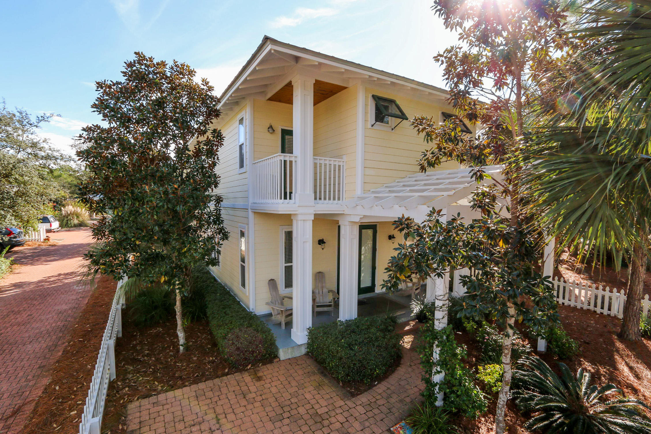 CASSINE VILLAGE - Residential