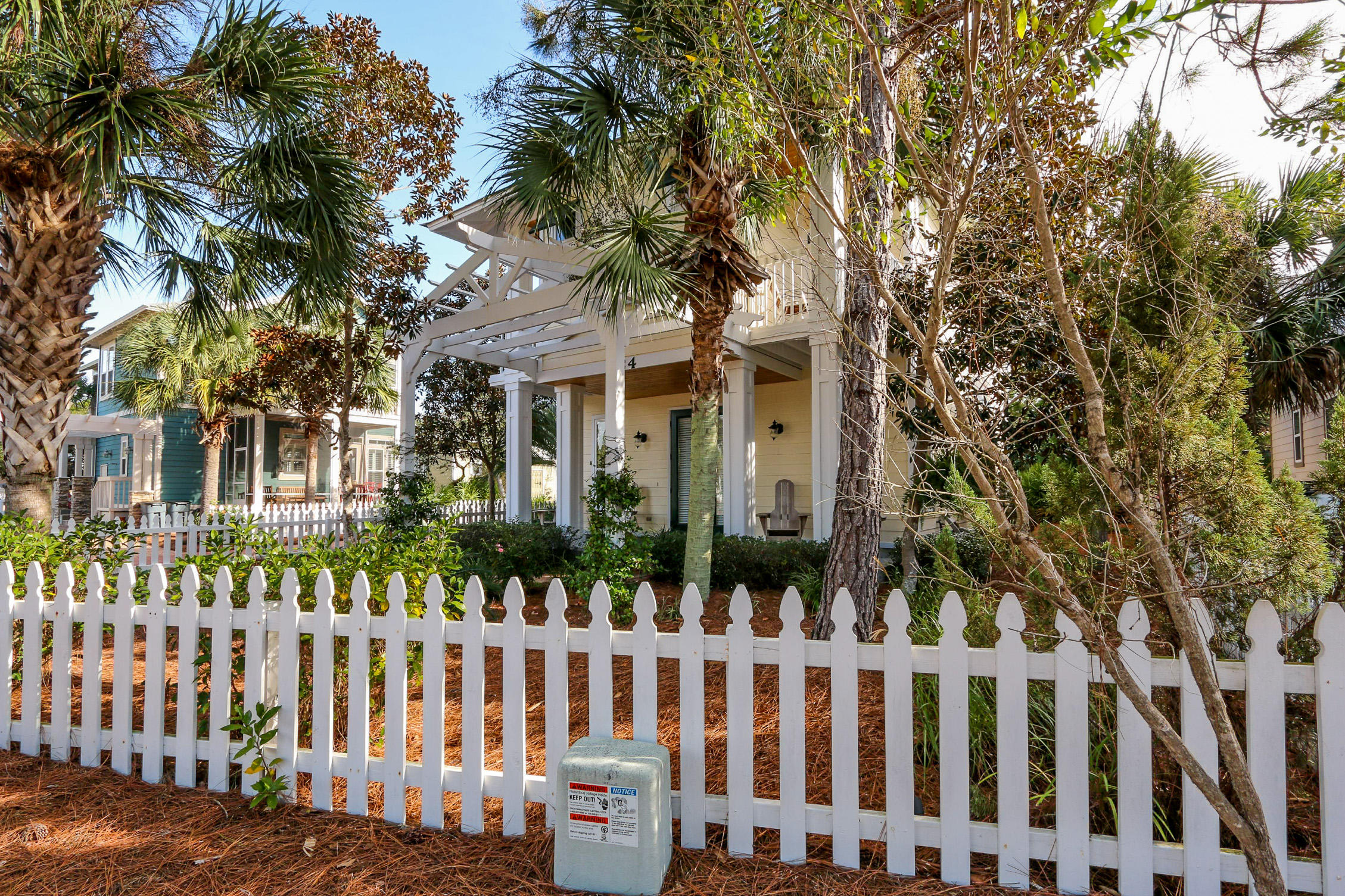 CASSINE VILLAGE - Residential