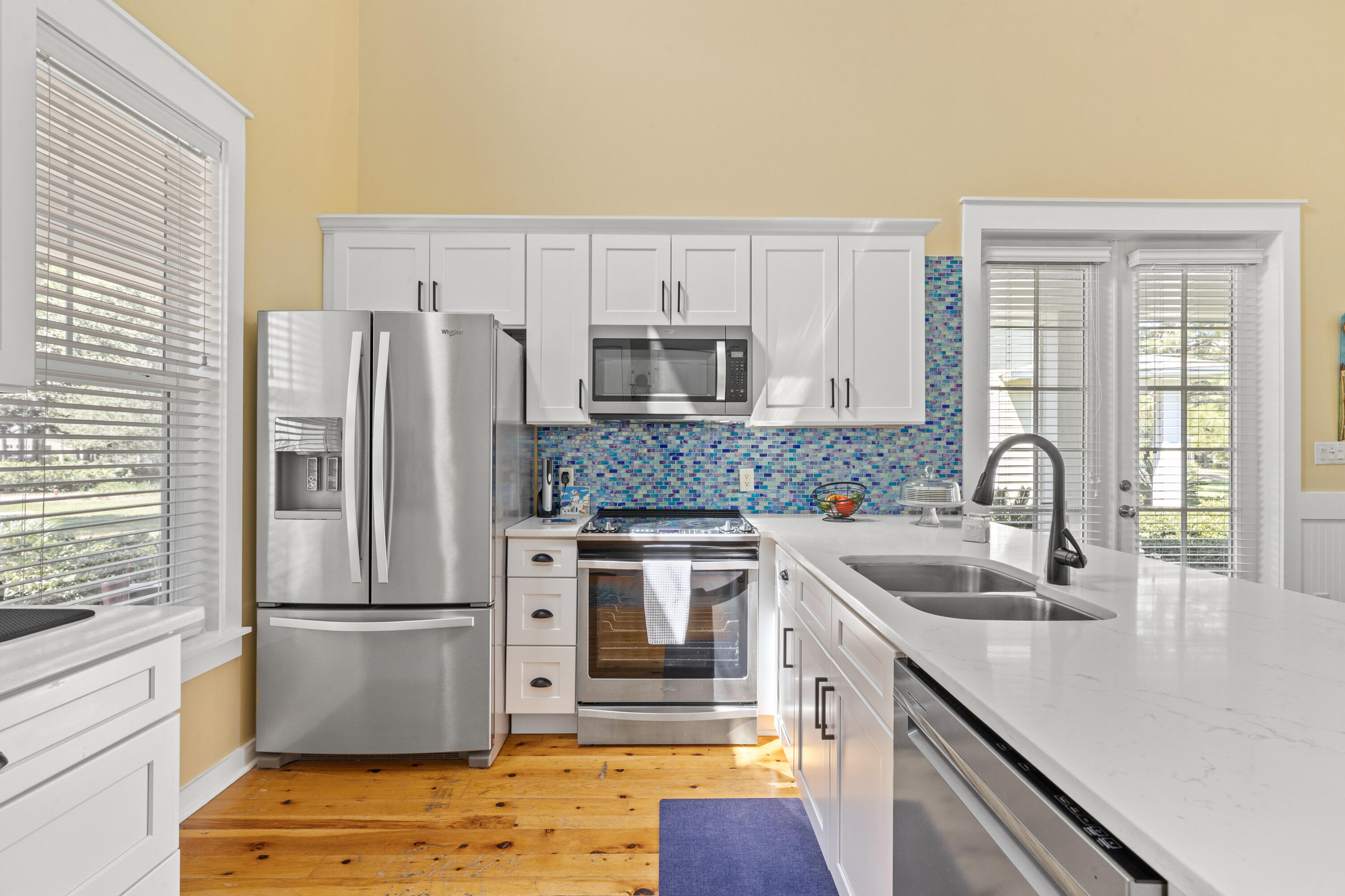 LAUREL GROVE - Residential