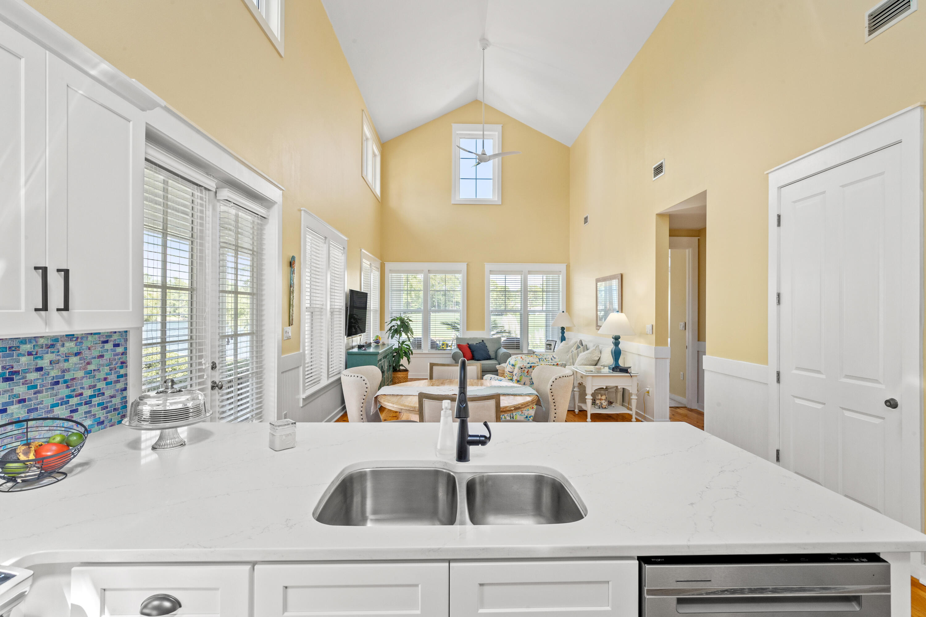 LAUREL GROVE - Residential