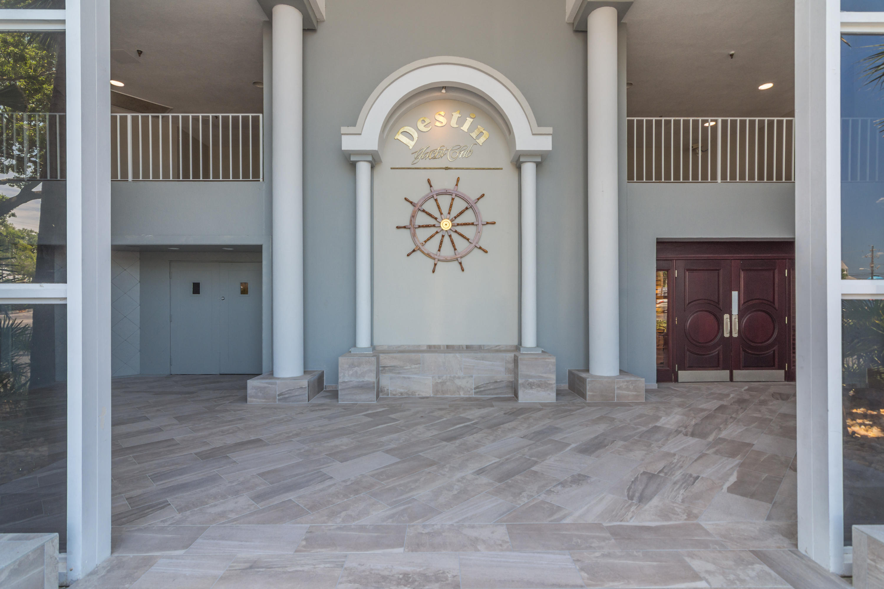 DESTIN YACHT CLUB - Residential