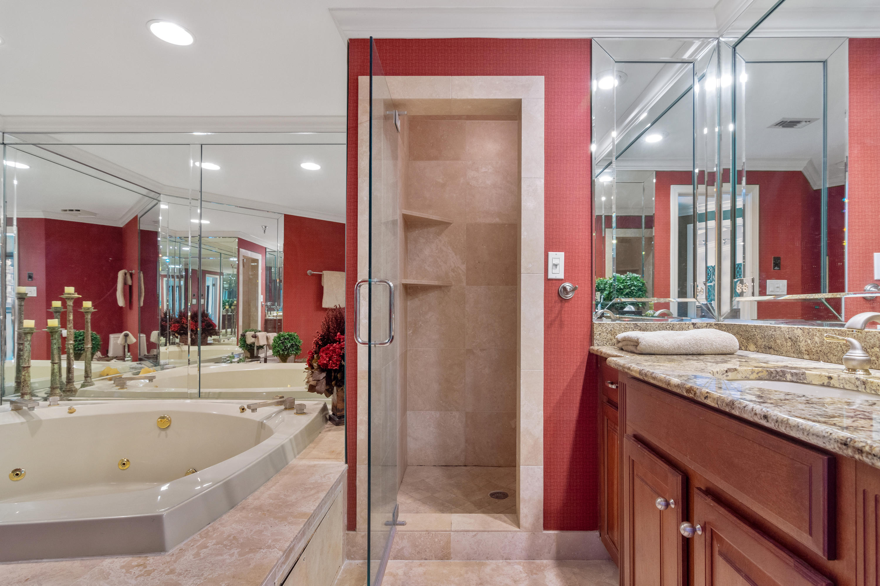 DESTIN YACHT CLUB - Residential