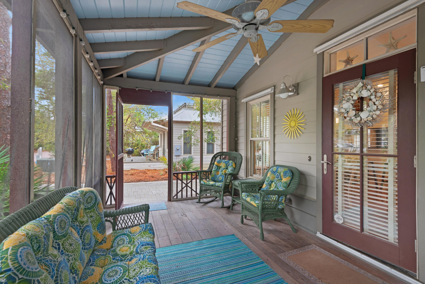 MAGNOLIA COTTAGES - Residential