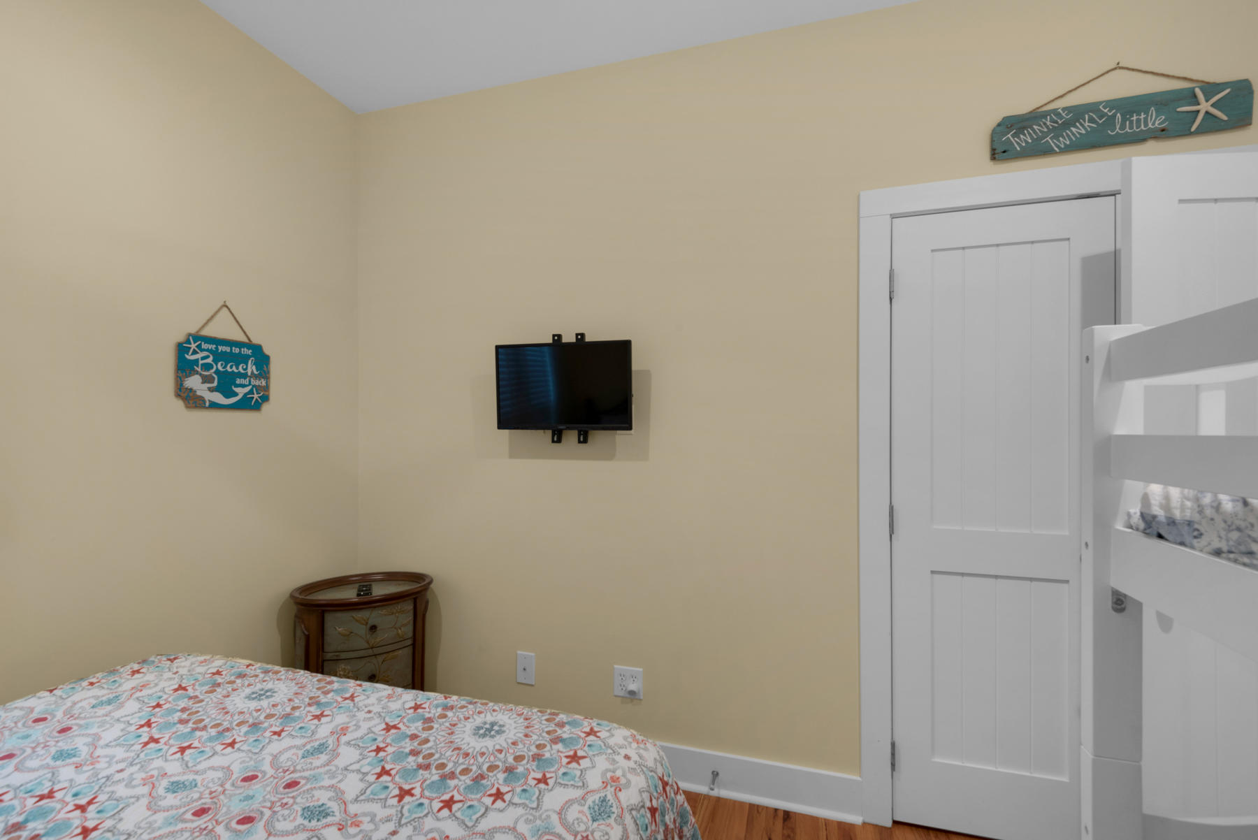 MAGNOLIA COTTAGES - Residential