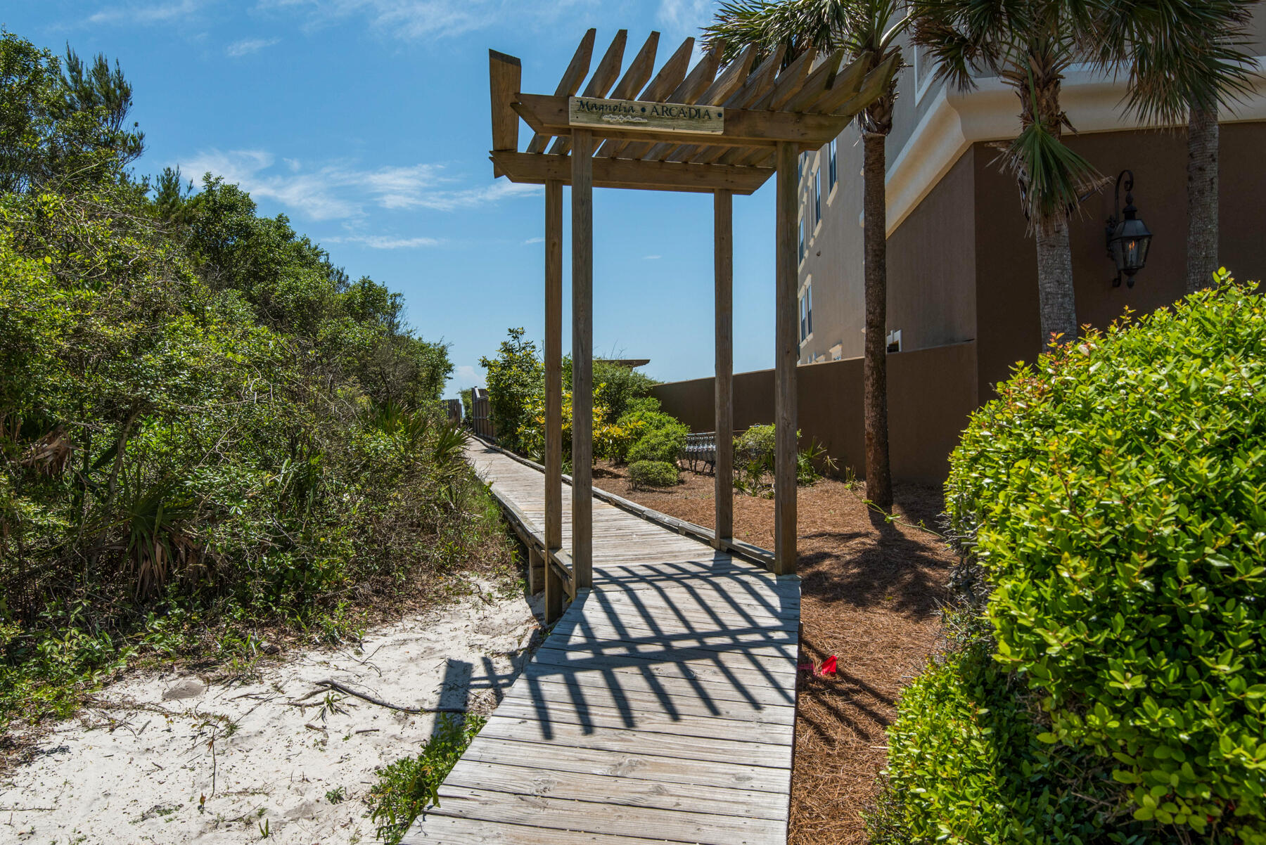 MAGNOLIA COTTAGES - Residential