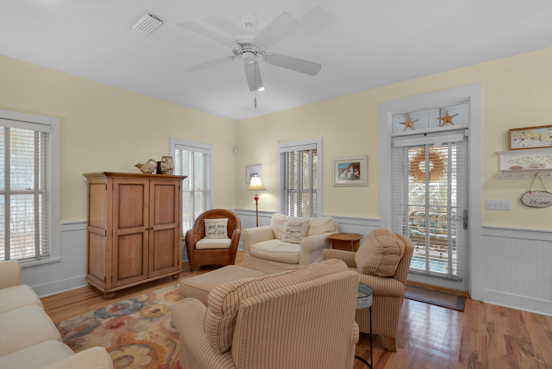 MAGNOLIA COTTAGES - Residential