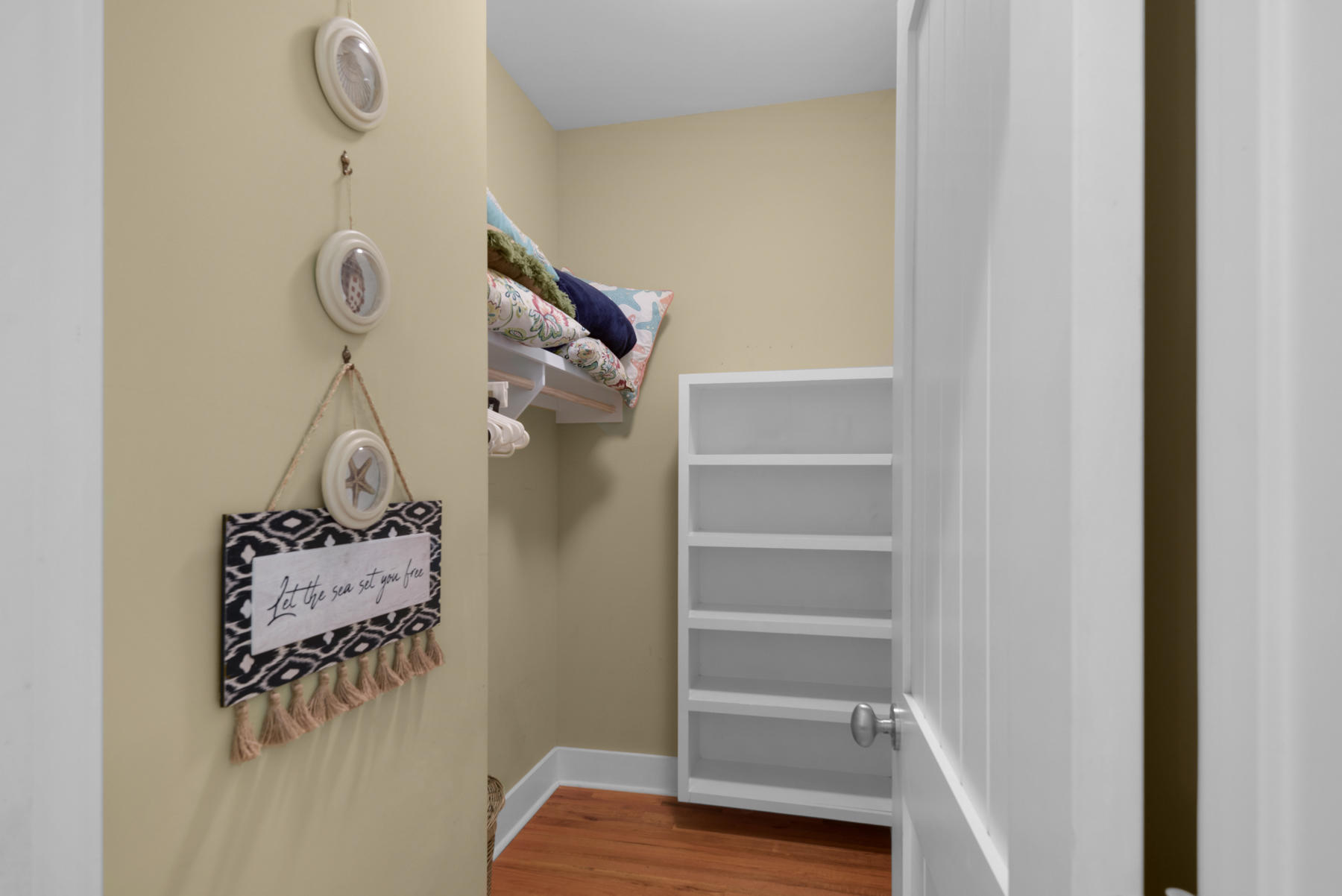 MAGNOLIA COTTAGES - Residential