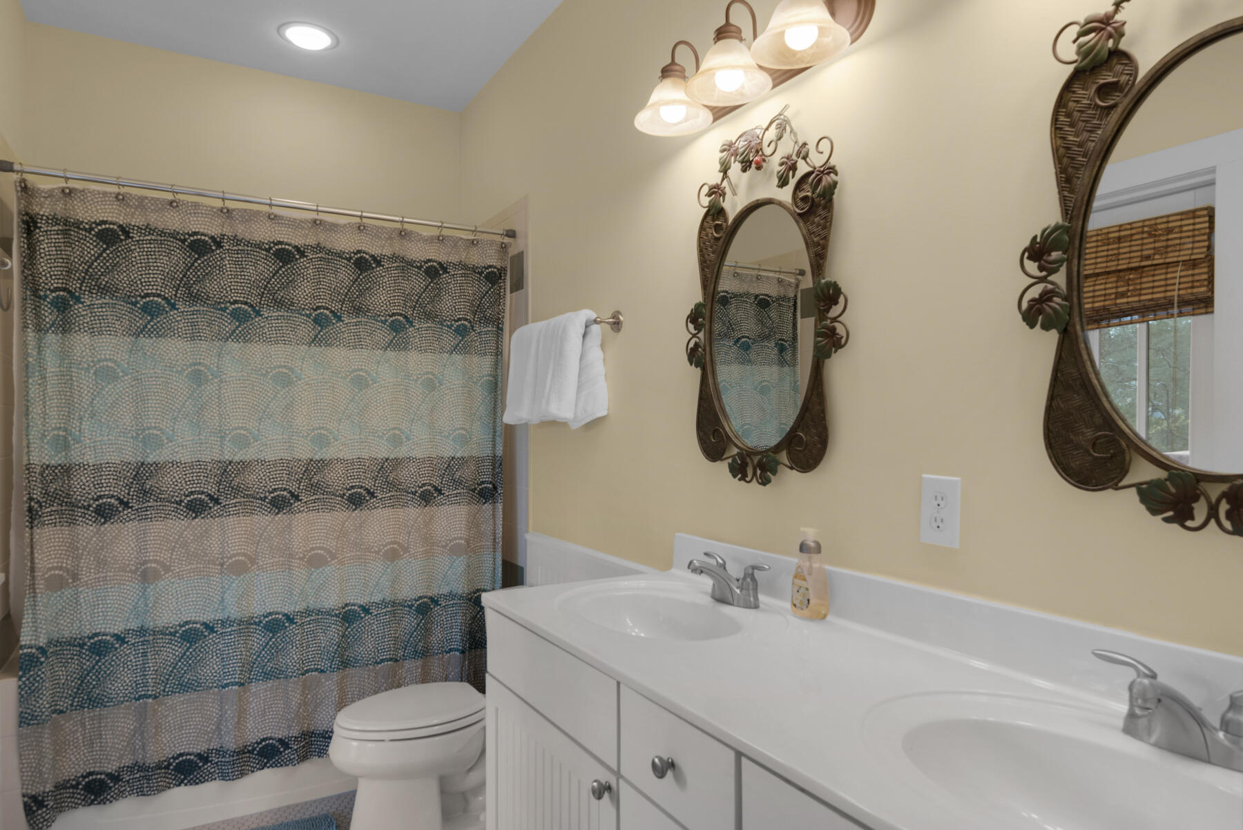 MAGNOLIA COTTAGES - Residential