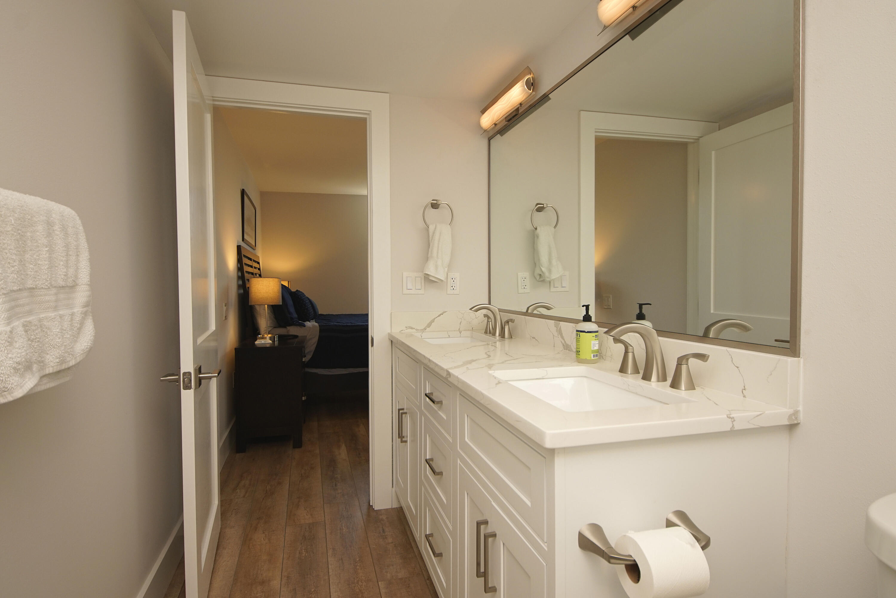 DOLPHIN POINT CONDO Boast slip 10A - Residential