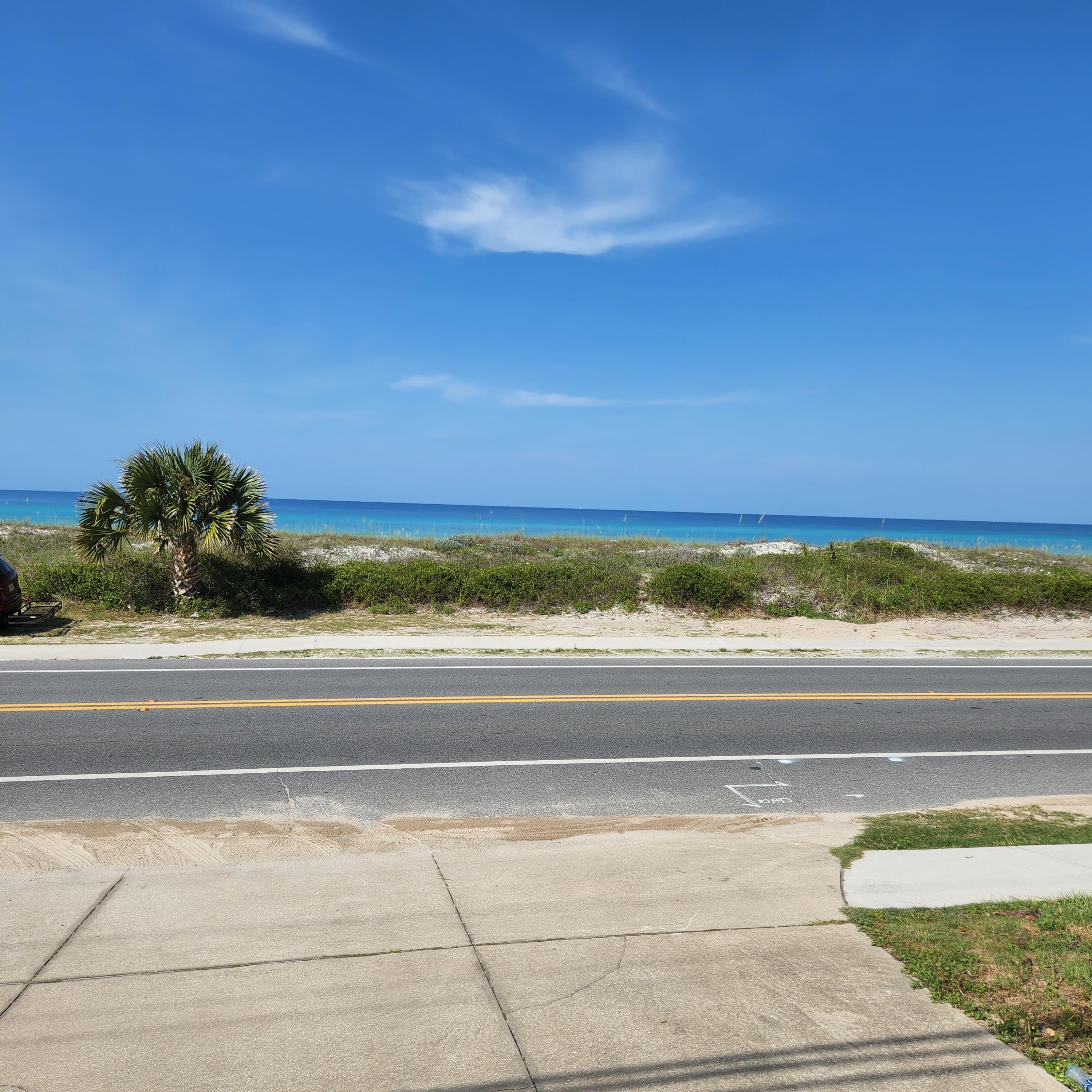 LAGUNA BEACH - Residential