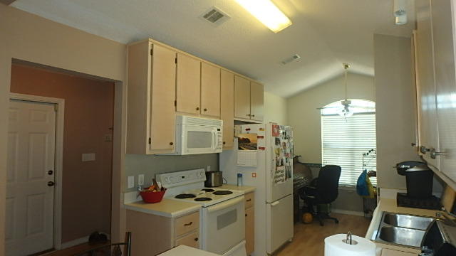 Hollyrod Park - Residential