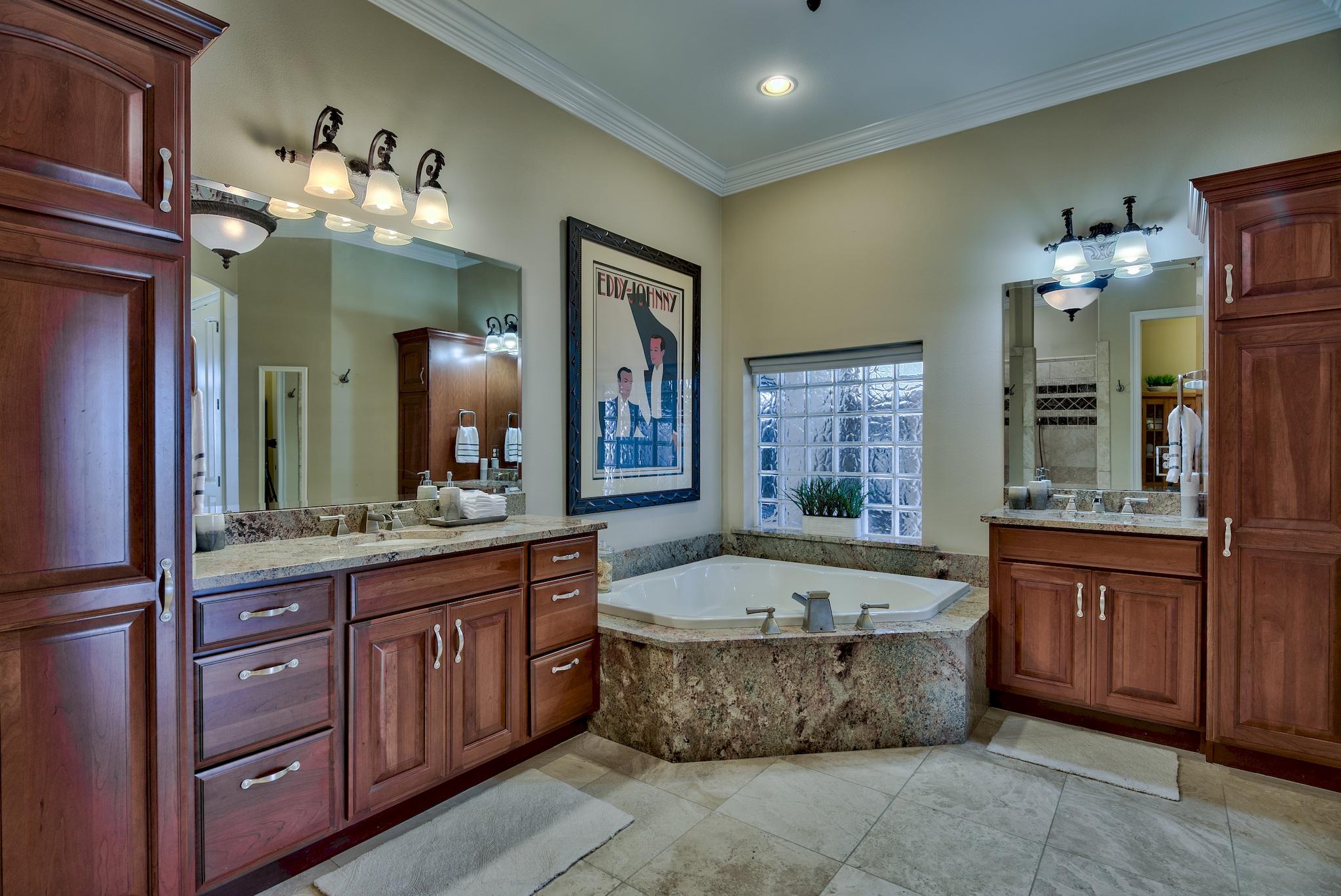 GARNIERS LANDING LOTS 3 & 4 - Residential