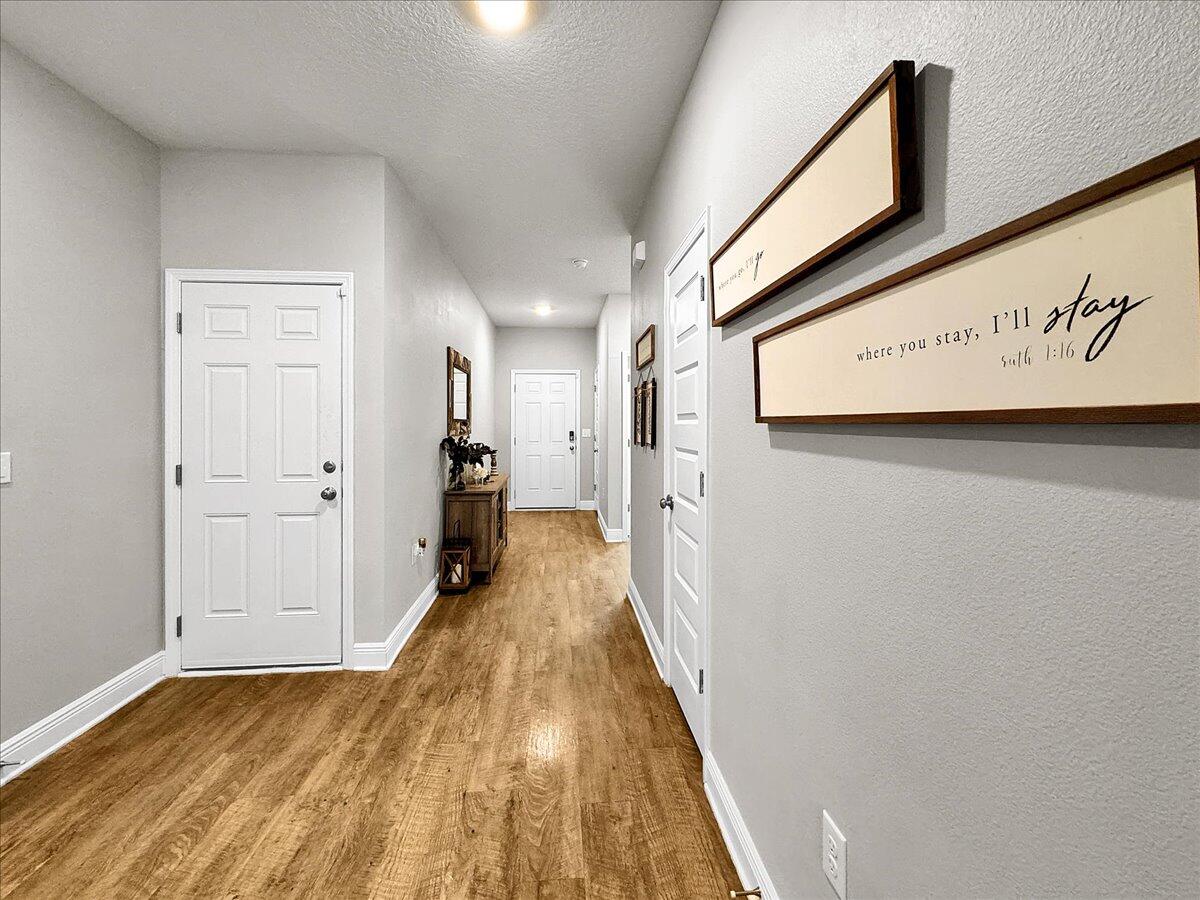 HERITAGE OAKS - Residential