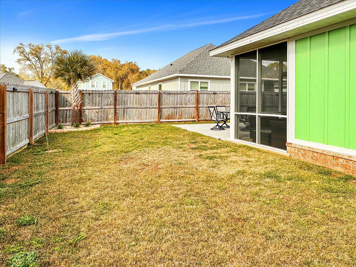 HERITAGE OAKS - Residential