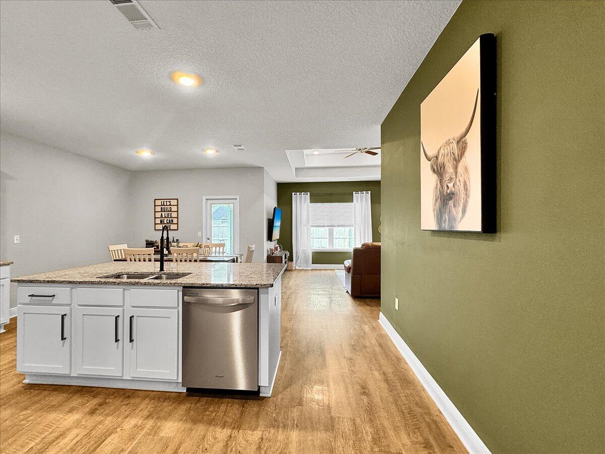 HERITAGE OAKS - Residential