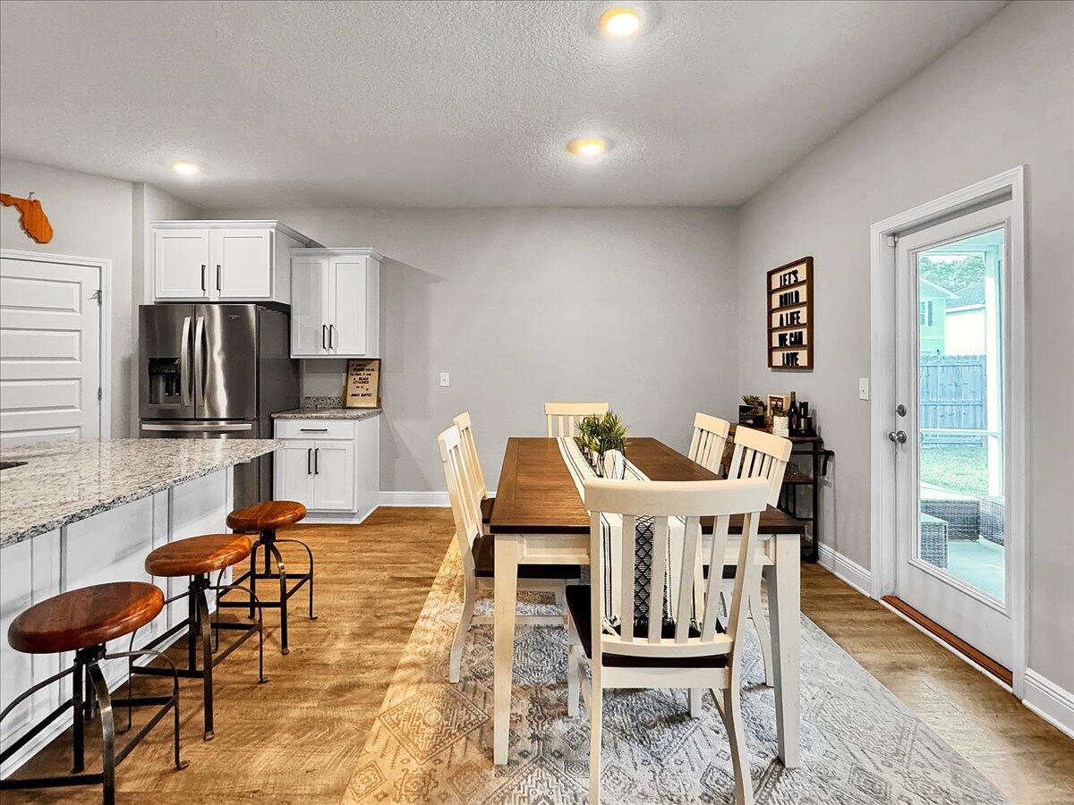 HERITAGE OAKS - Residential