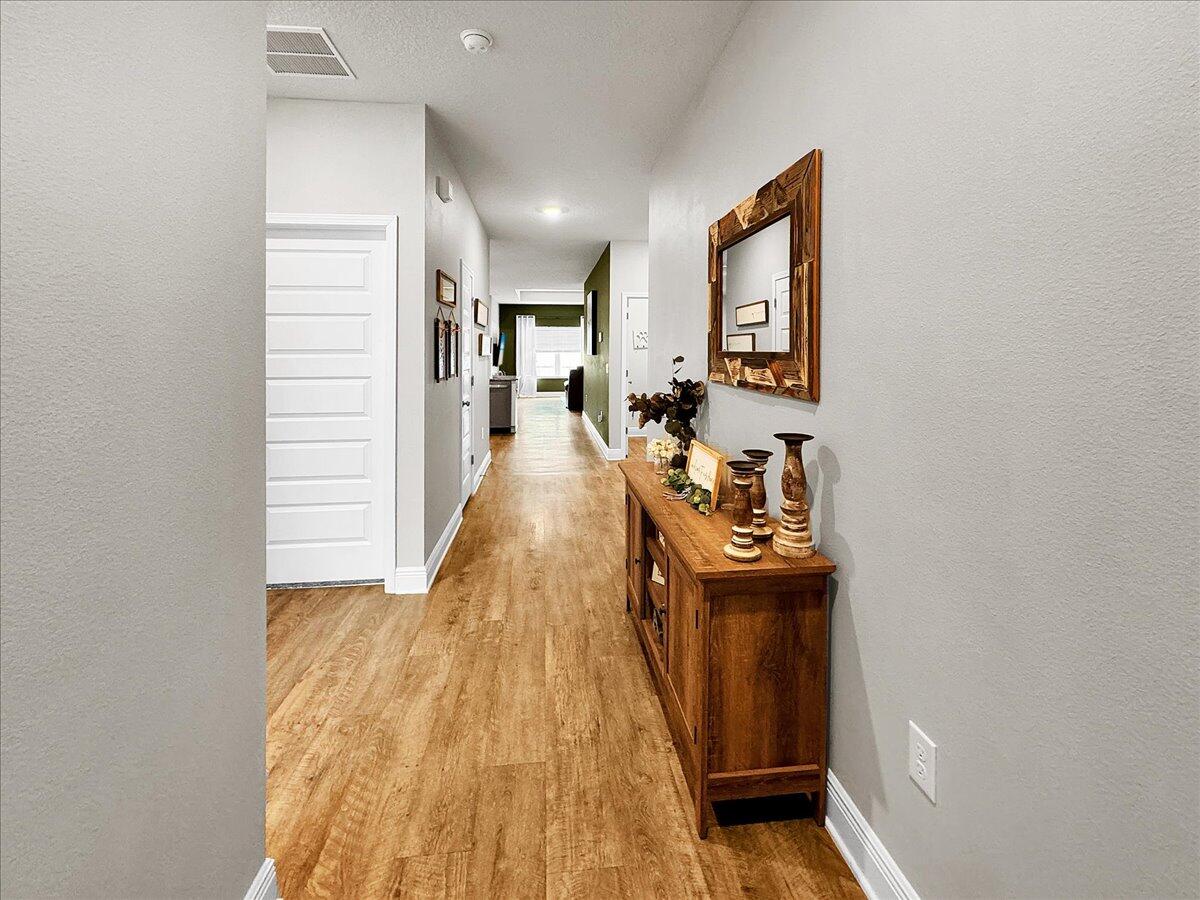 HERITAGE OAKS - Residential