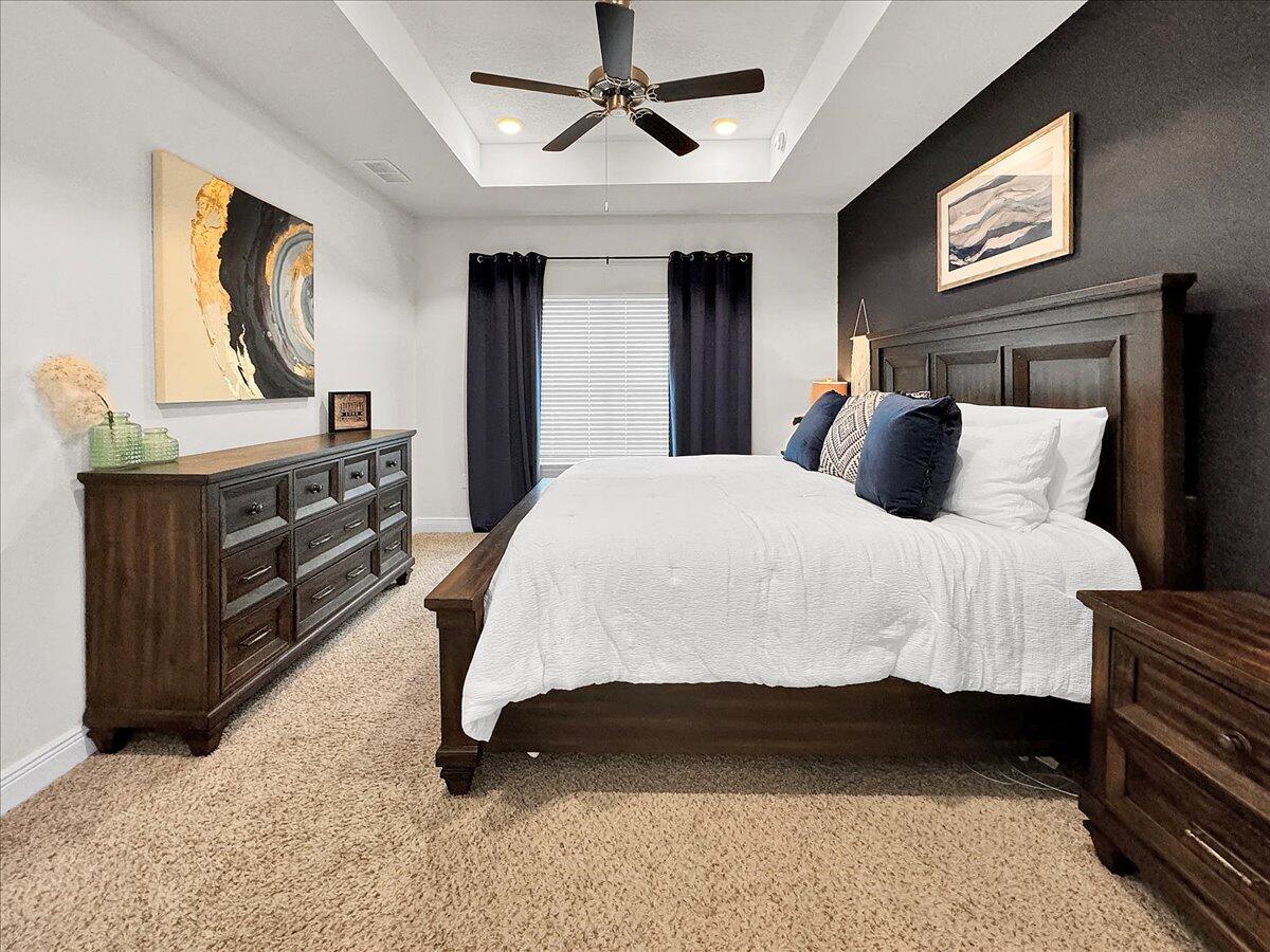 HERITAGE OAKS - Residential