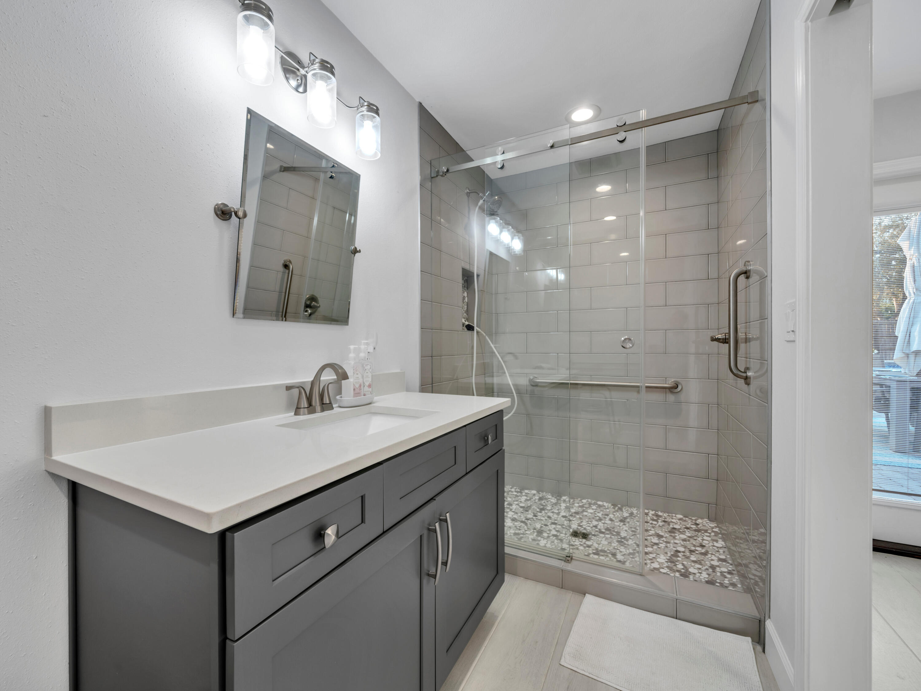 MORENO ACRES - Residential