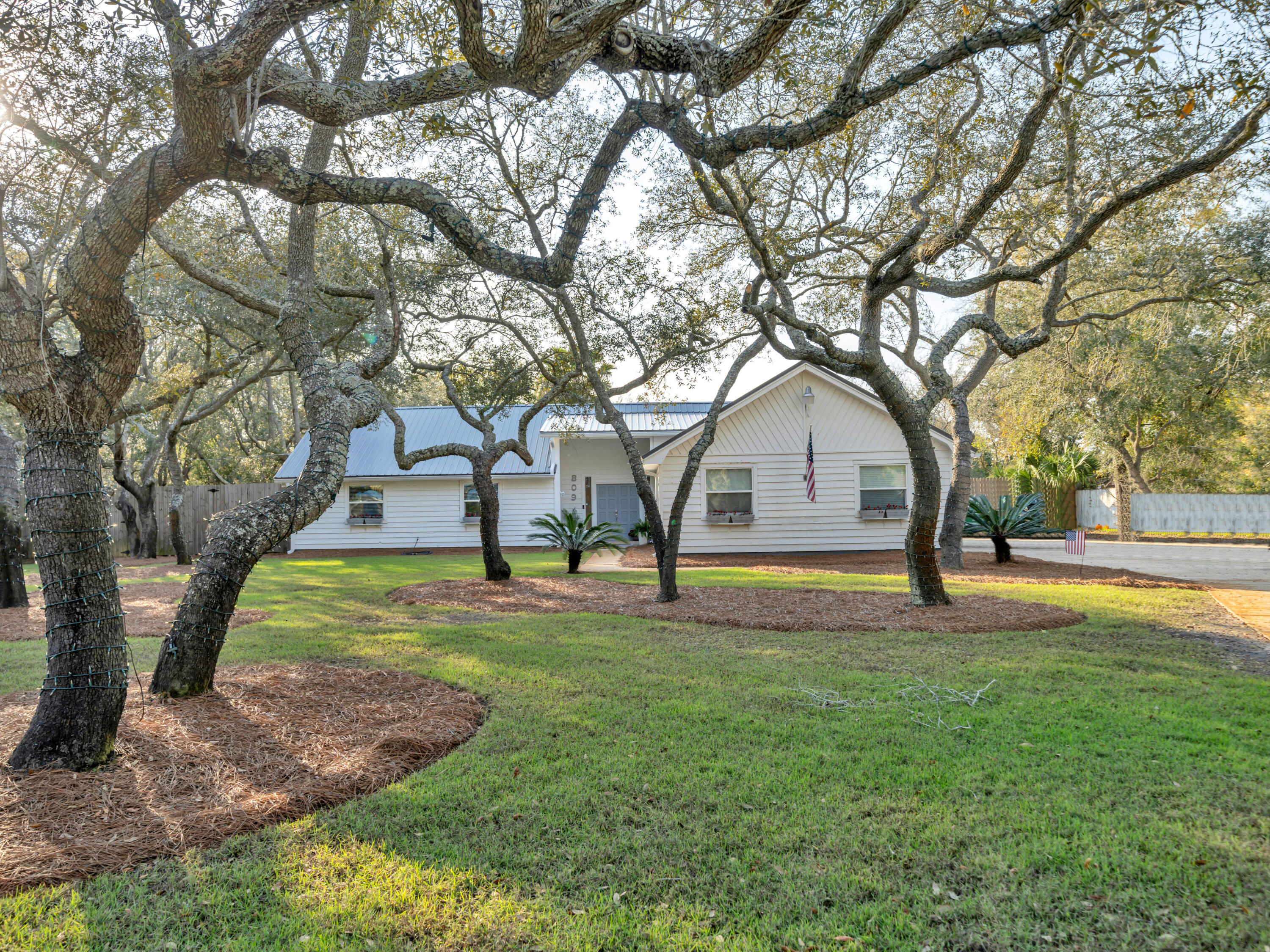 MORENO ACRES - Residential