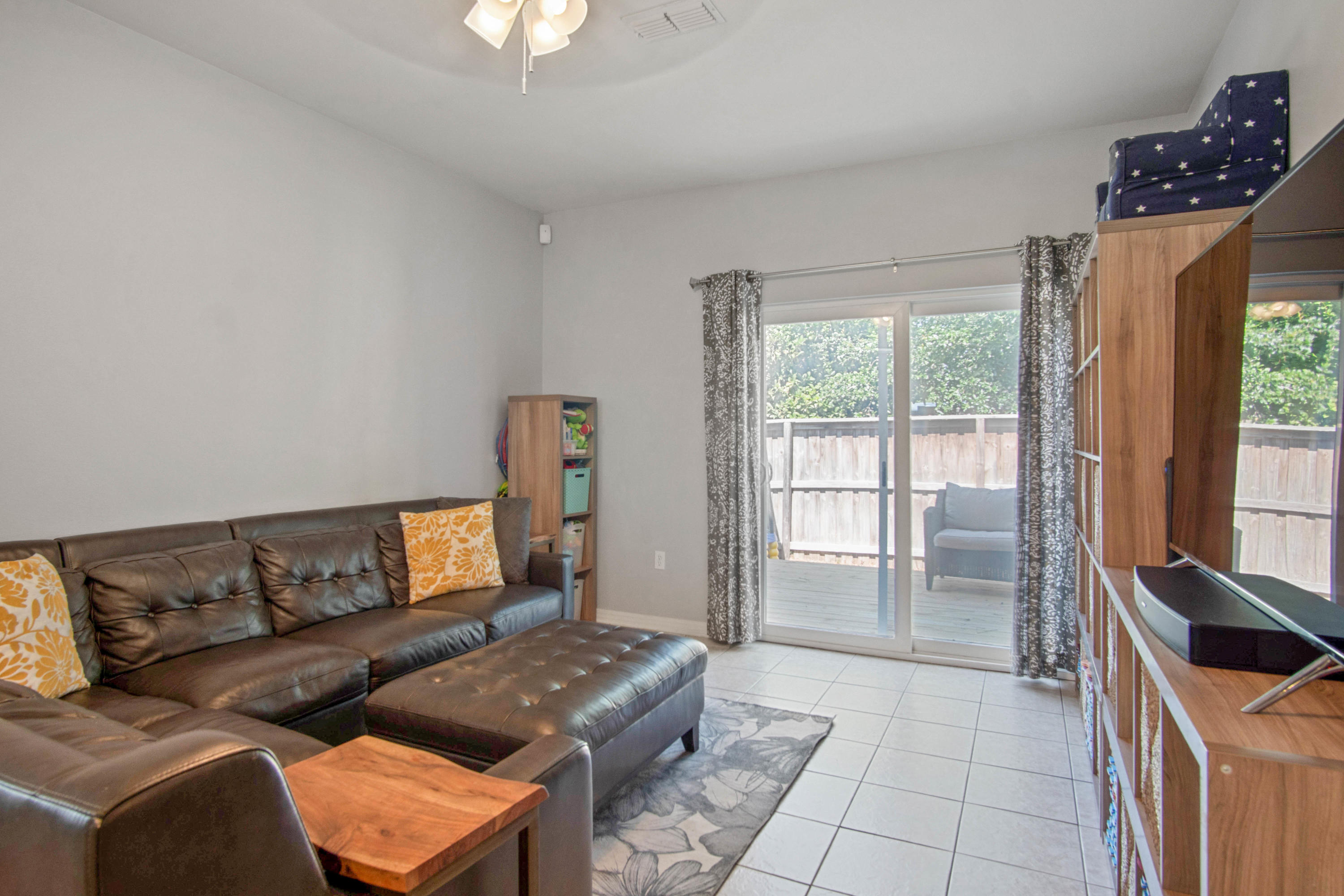 PLANTATION AT SANTA ROSA - Residential