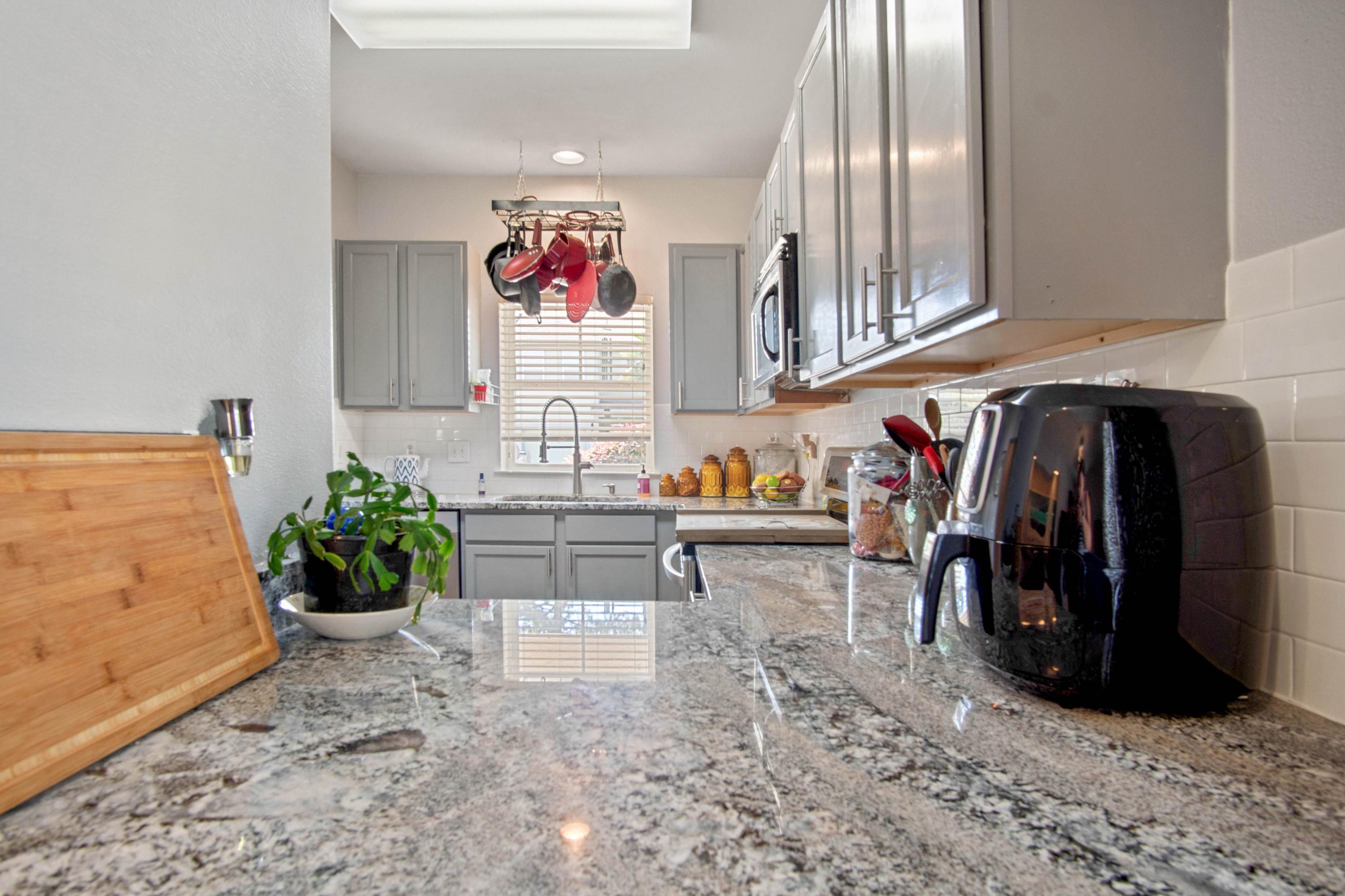 PLANTATION AT SANTA ROSA - Residential