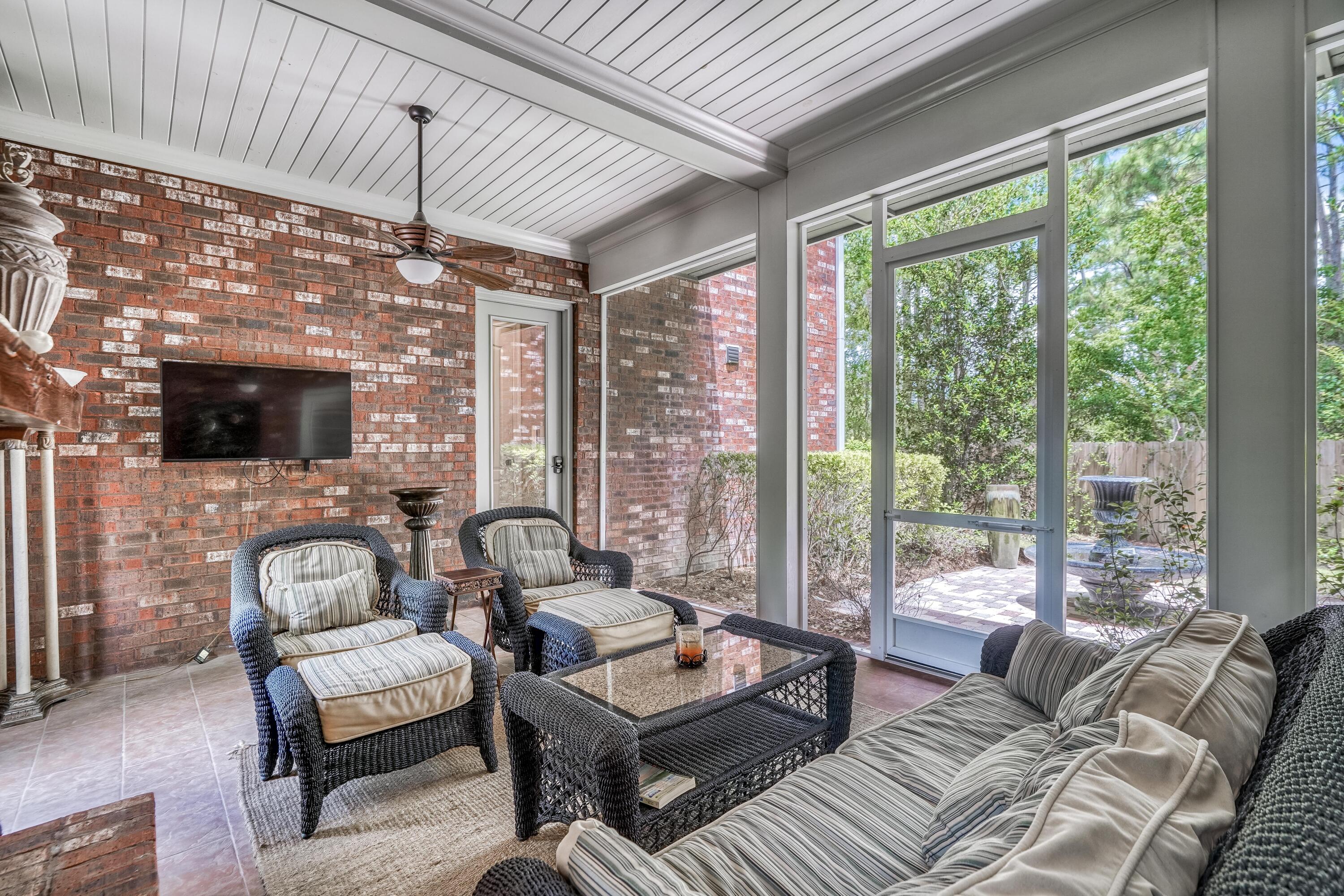 HIDDEN HARBOR UNREC - Residential