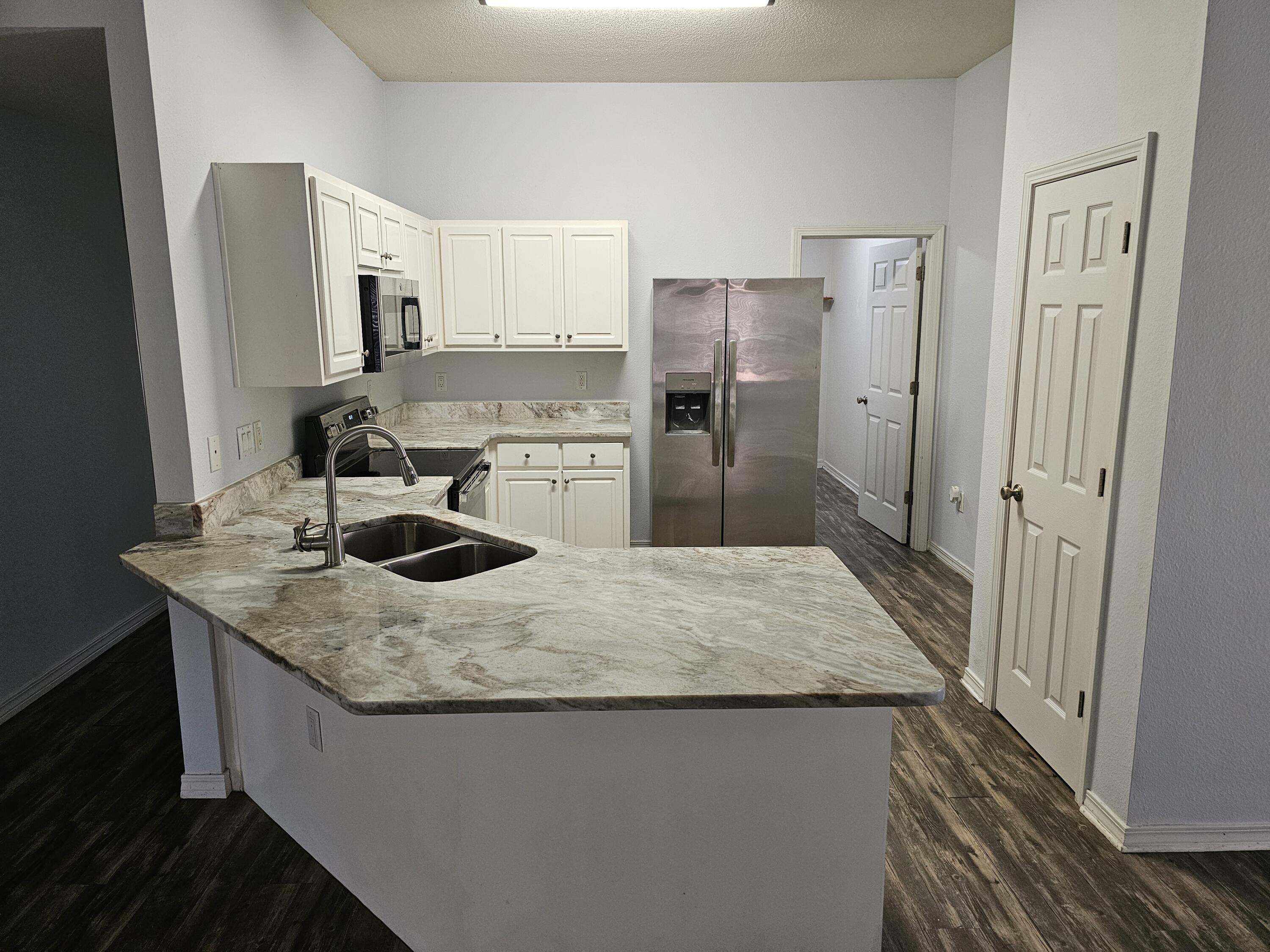 MARSH HARBOR - Residential Lease